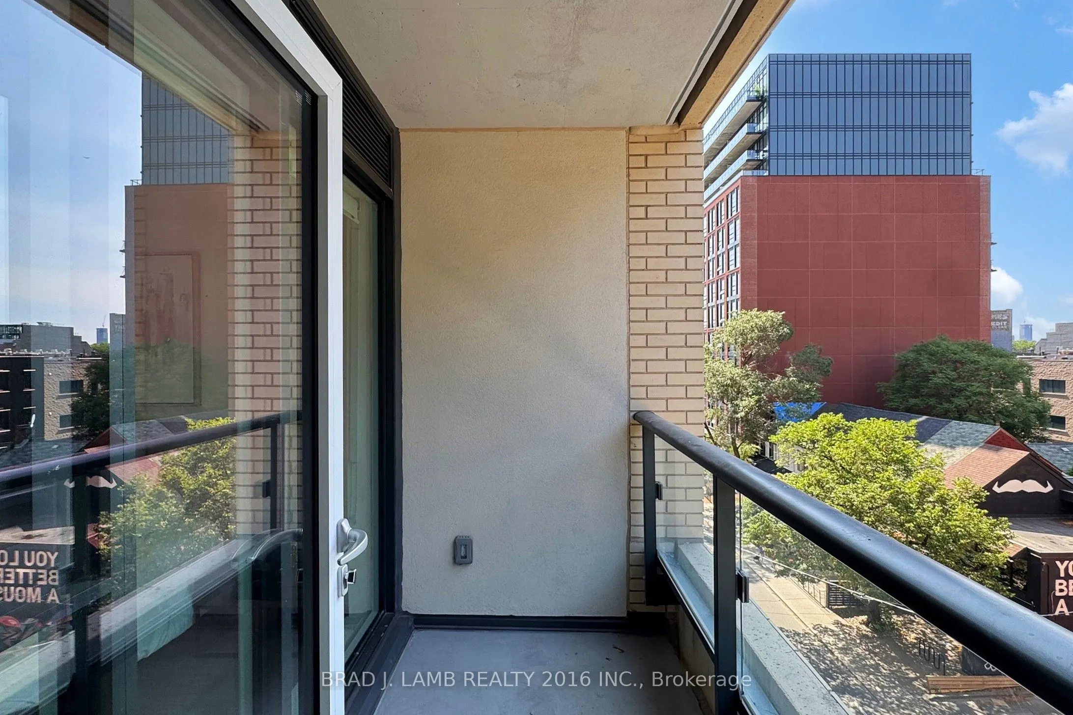 543 Richmond Street W, #545