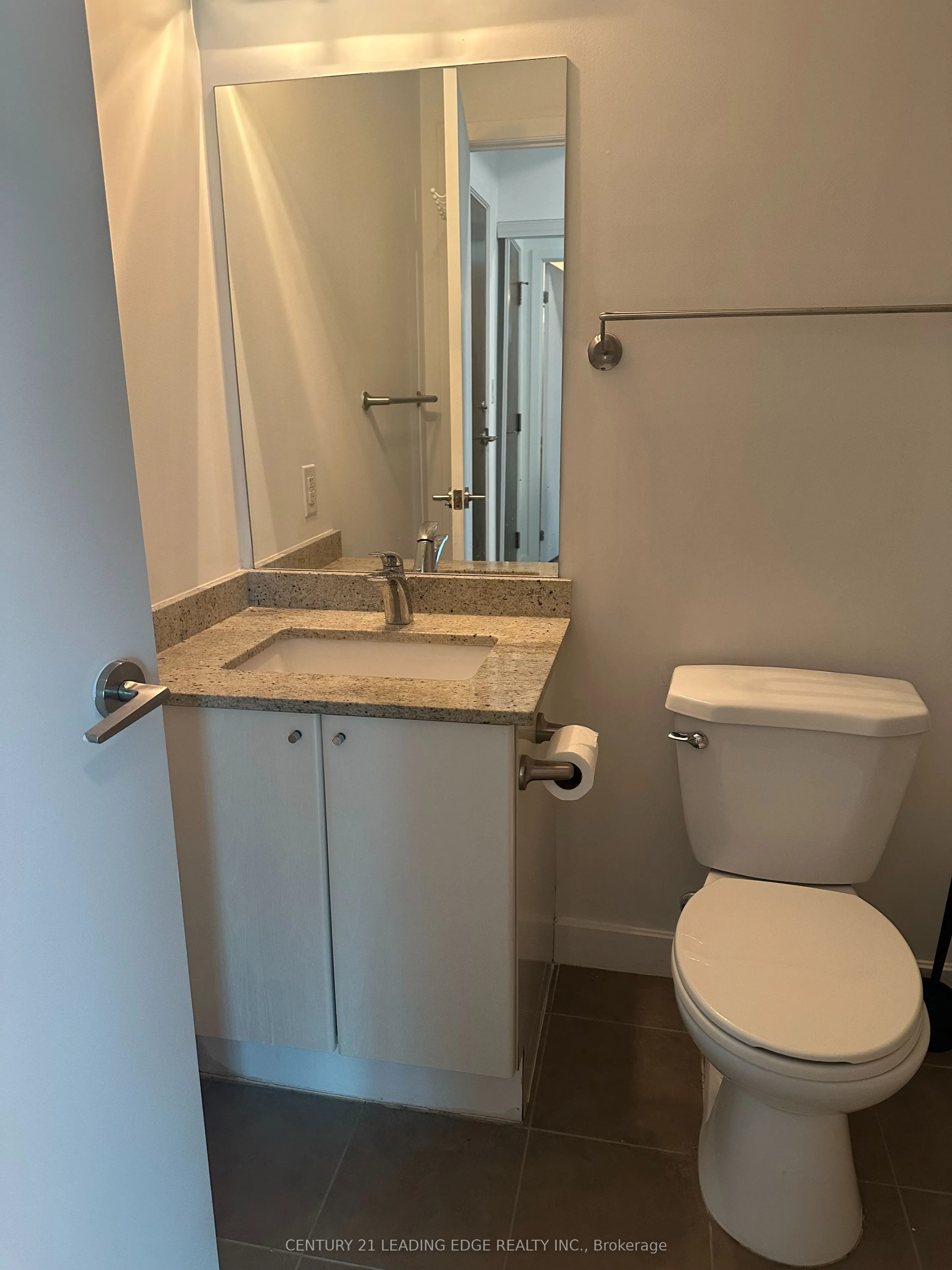 18 Harbour Street, #2807