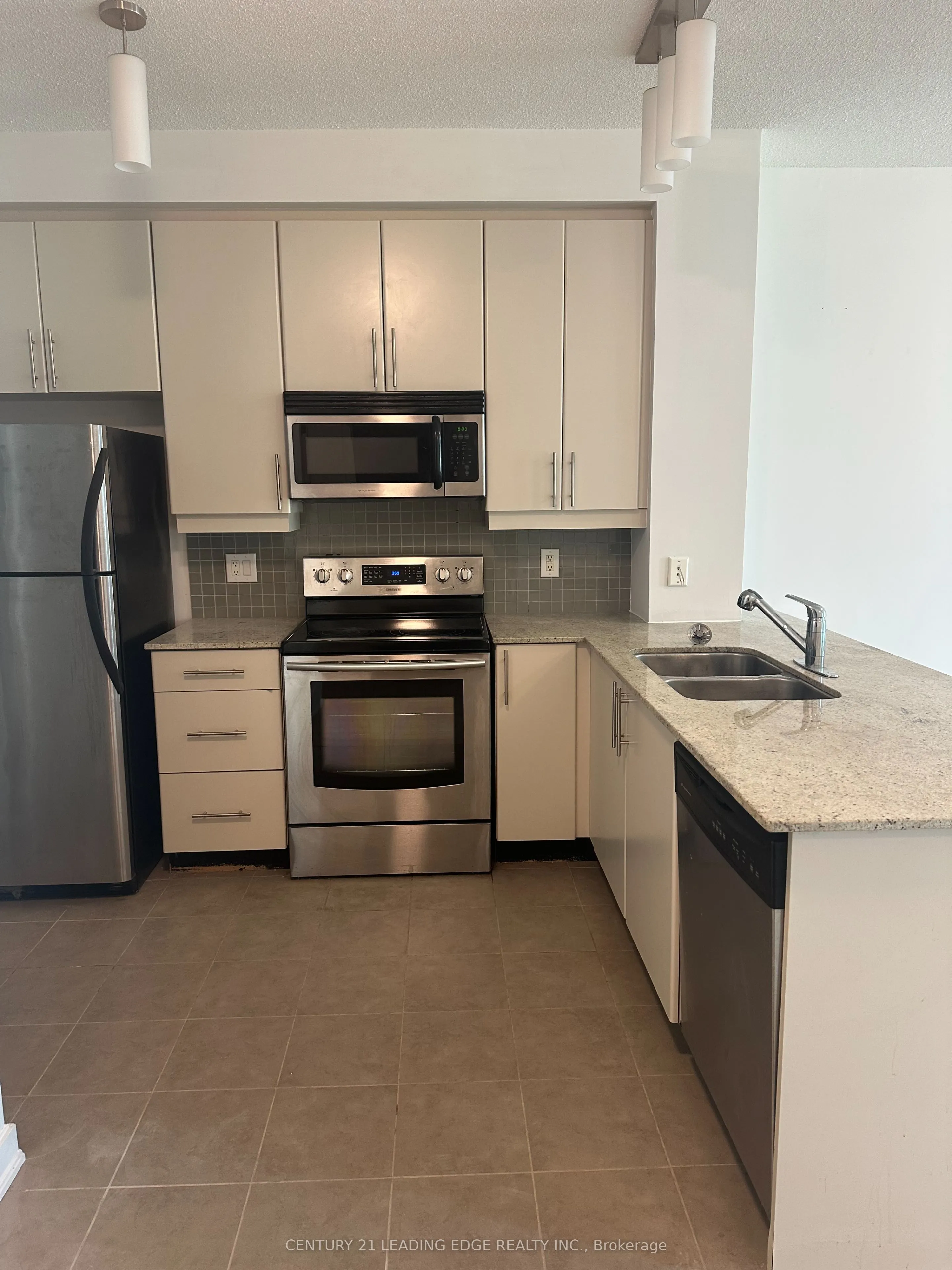 18 Harbour Street, #2807
