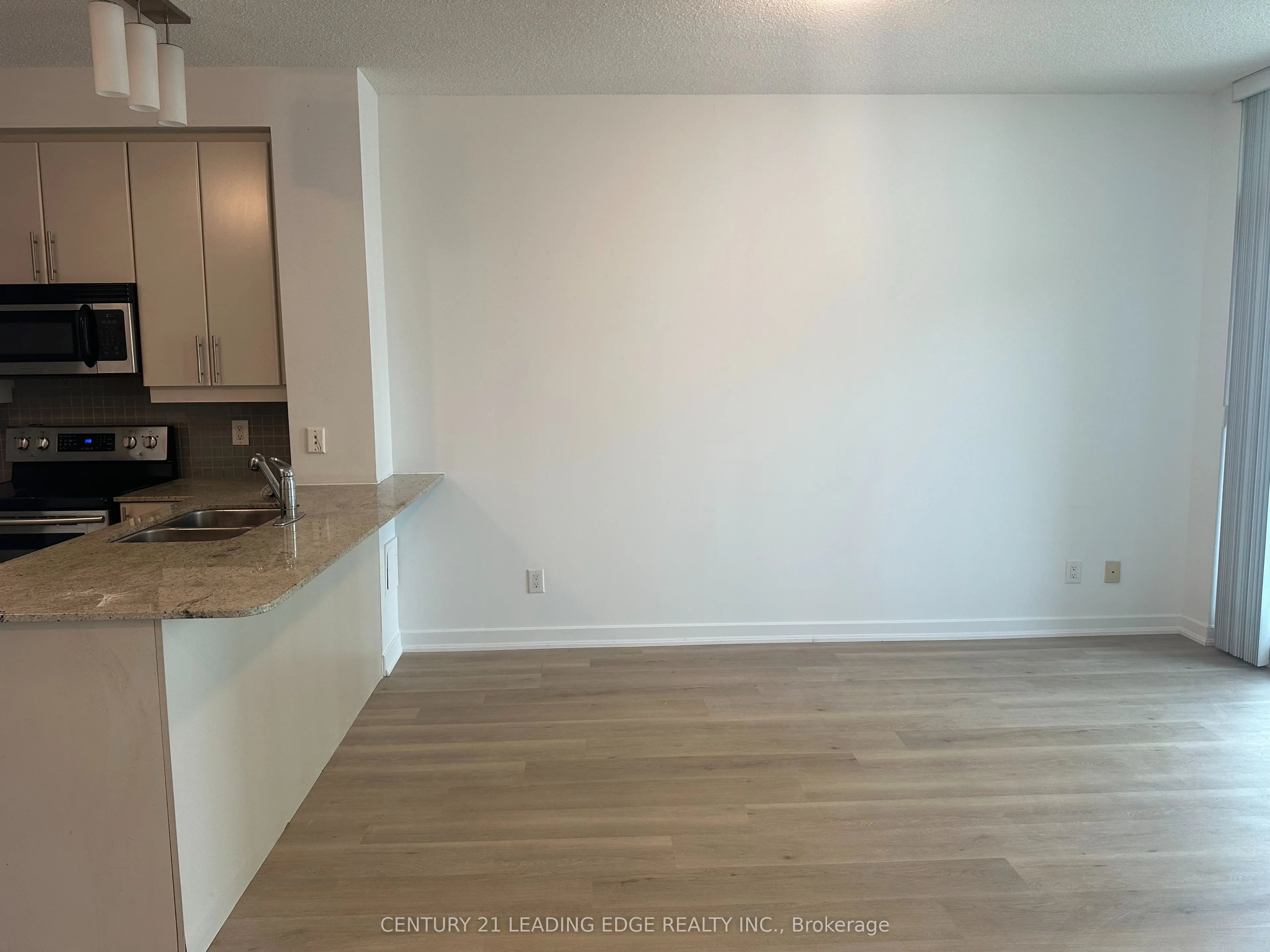 18 Harbour Street, #2807