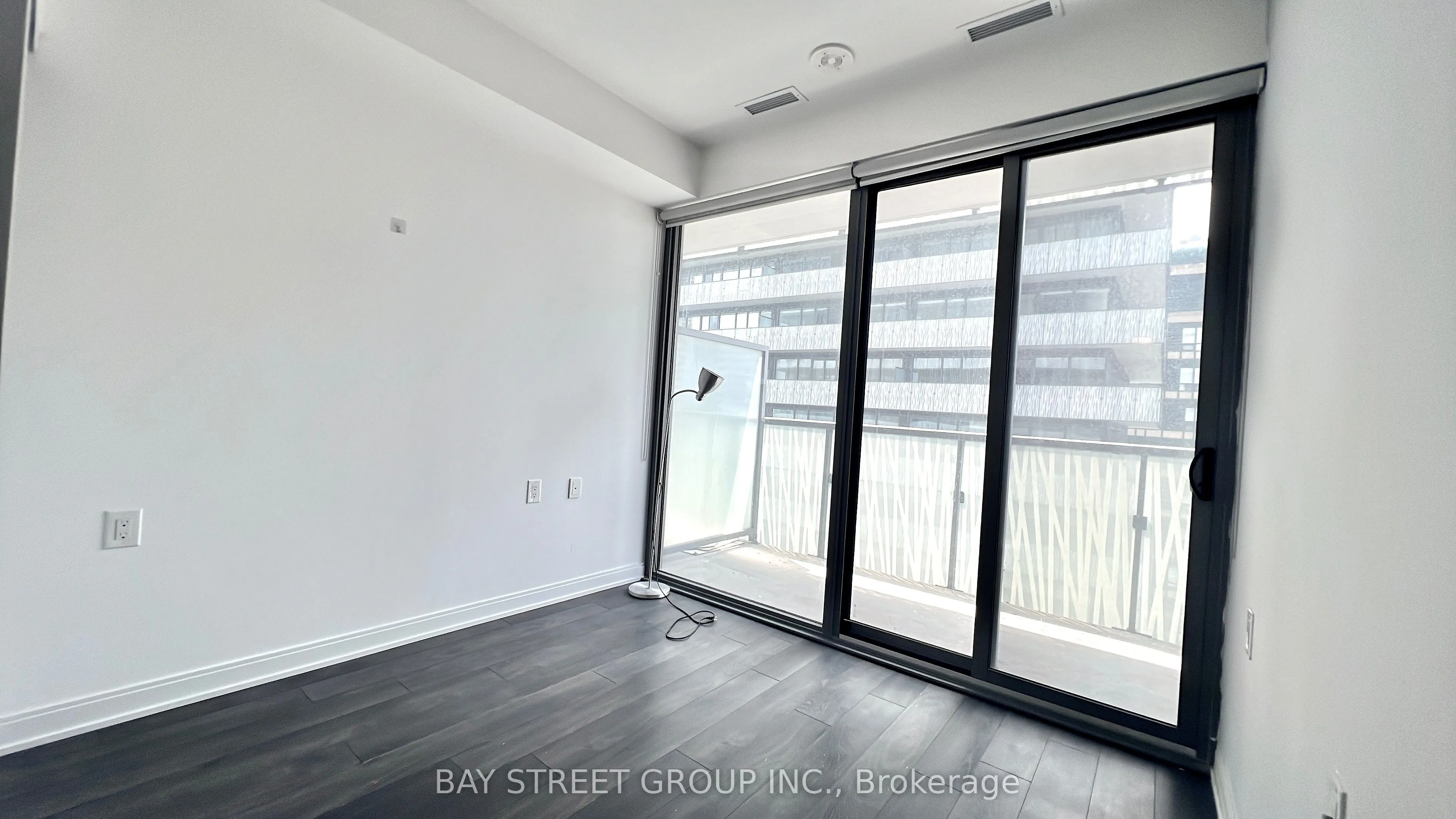50 Charles Street E, #2910