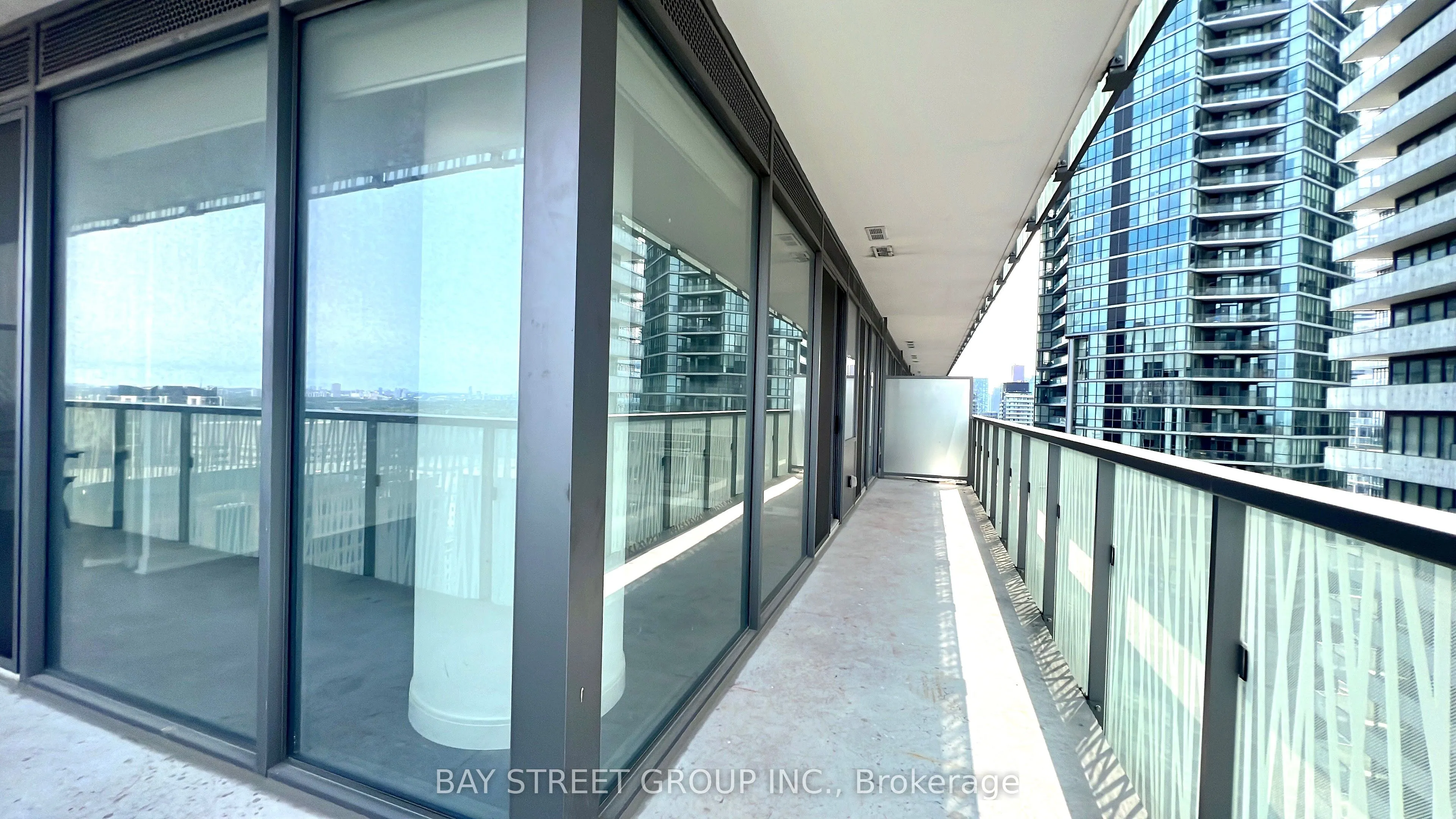 50 Charles Street E, #2910