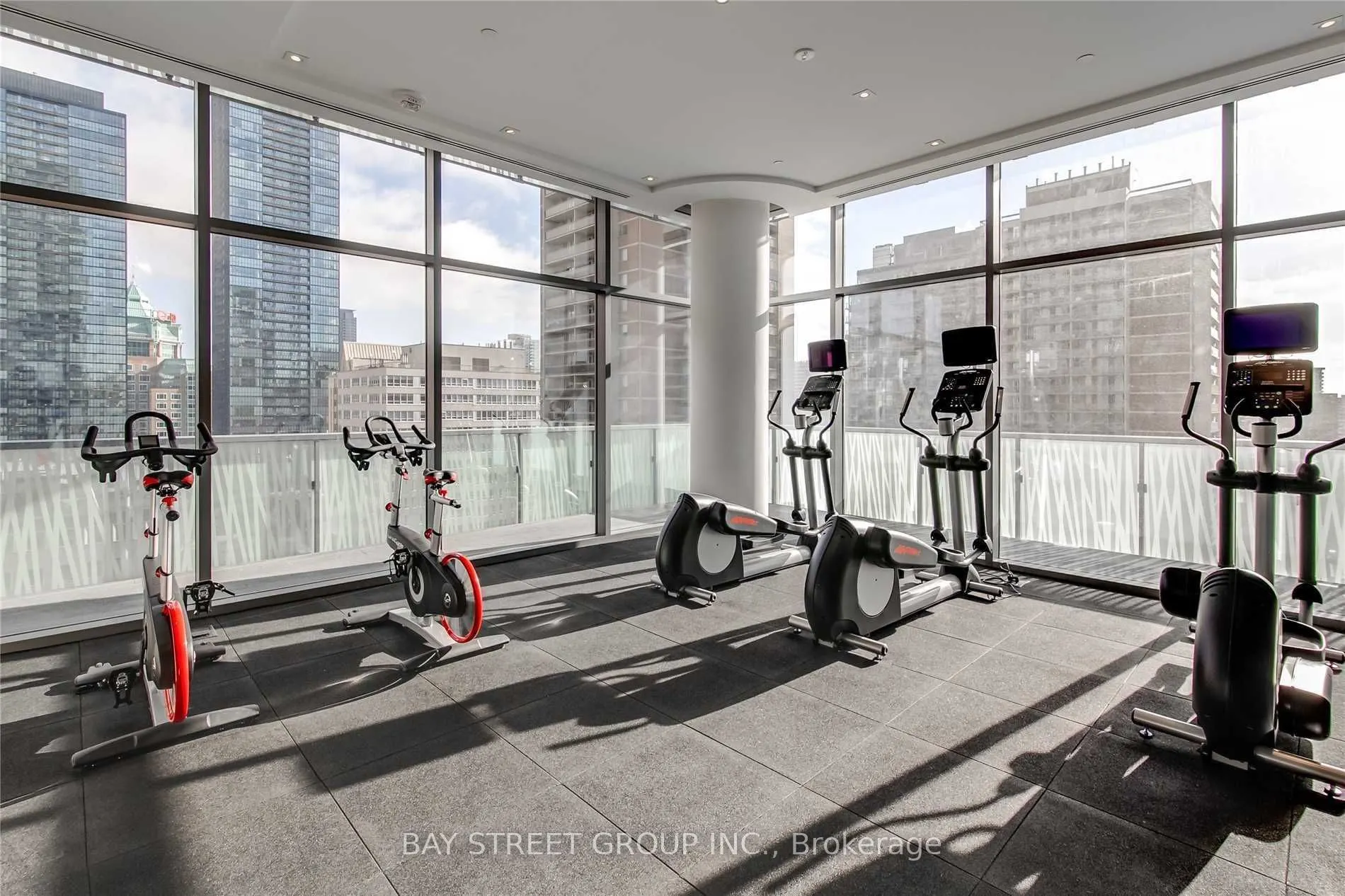 50 Charles Street E, #2910