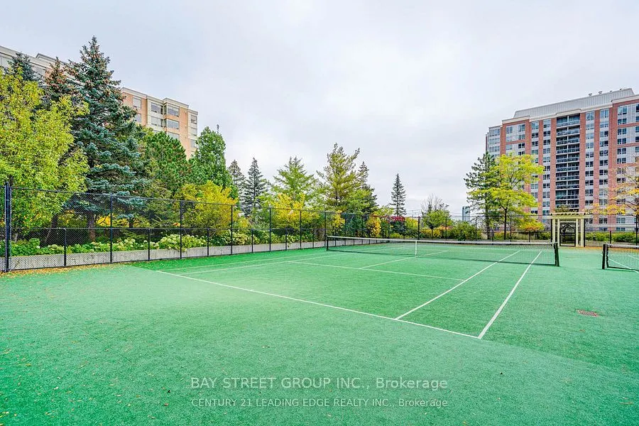 15 Northtown Way, #1925