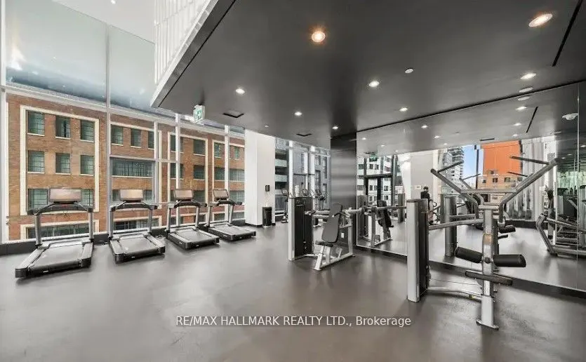 357 King Street W, #2101