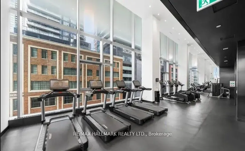 357 King Street W, #2101