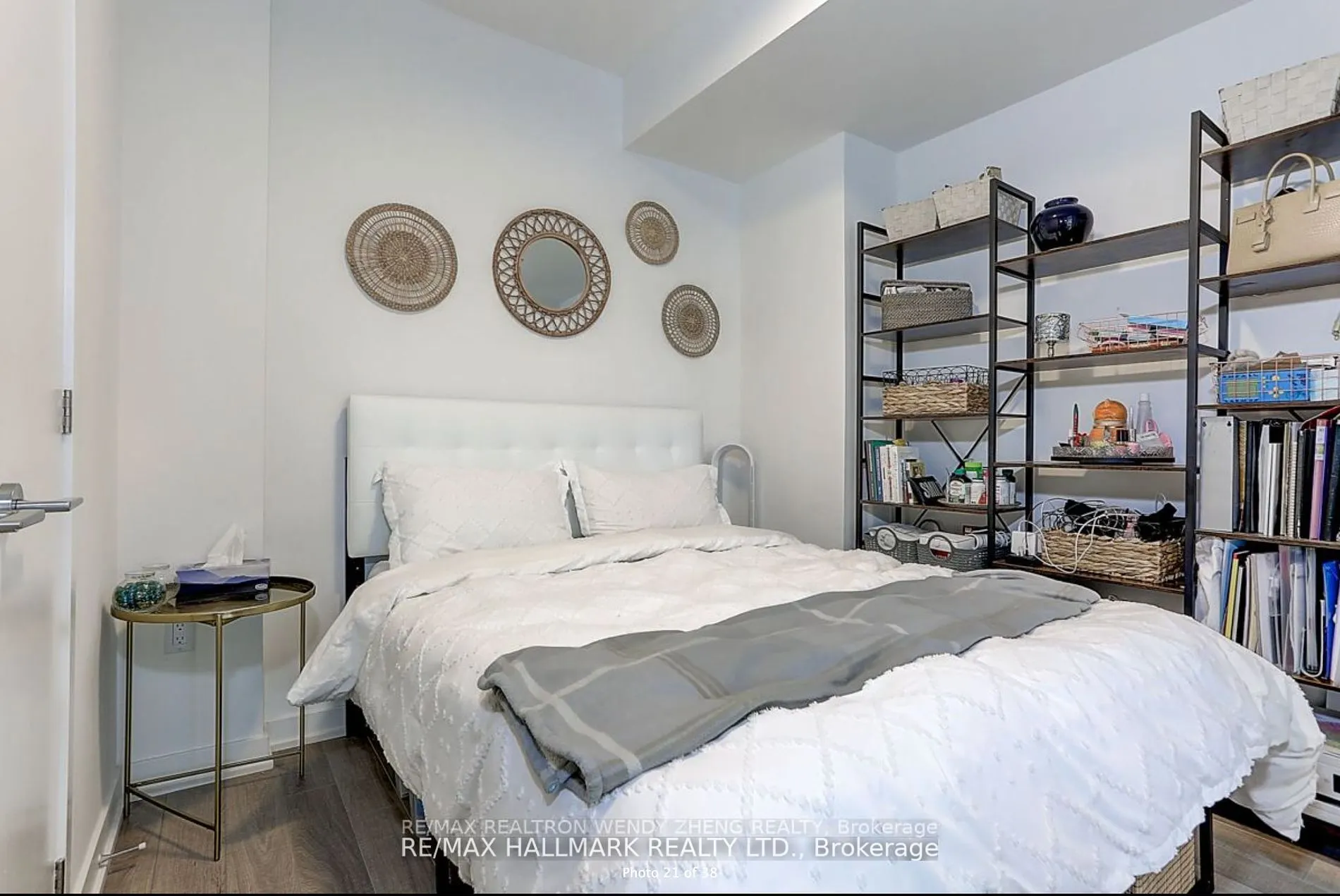 357 King Street W, #2101
