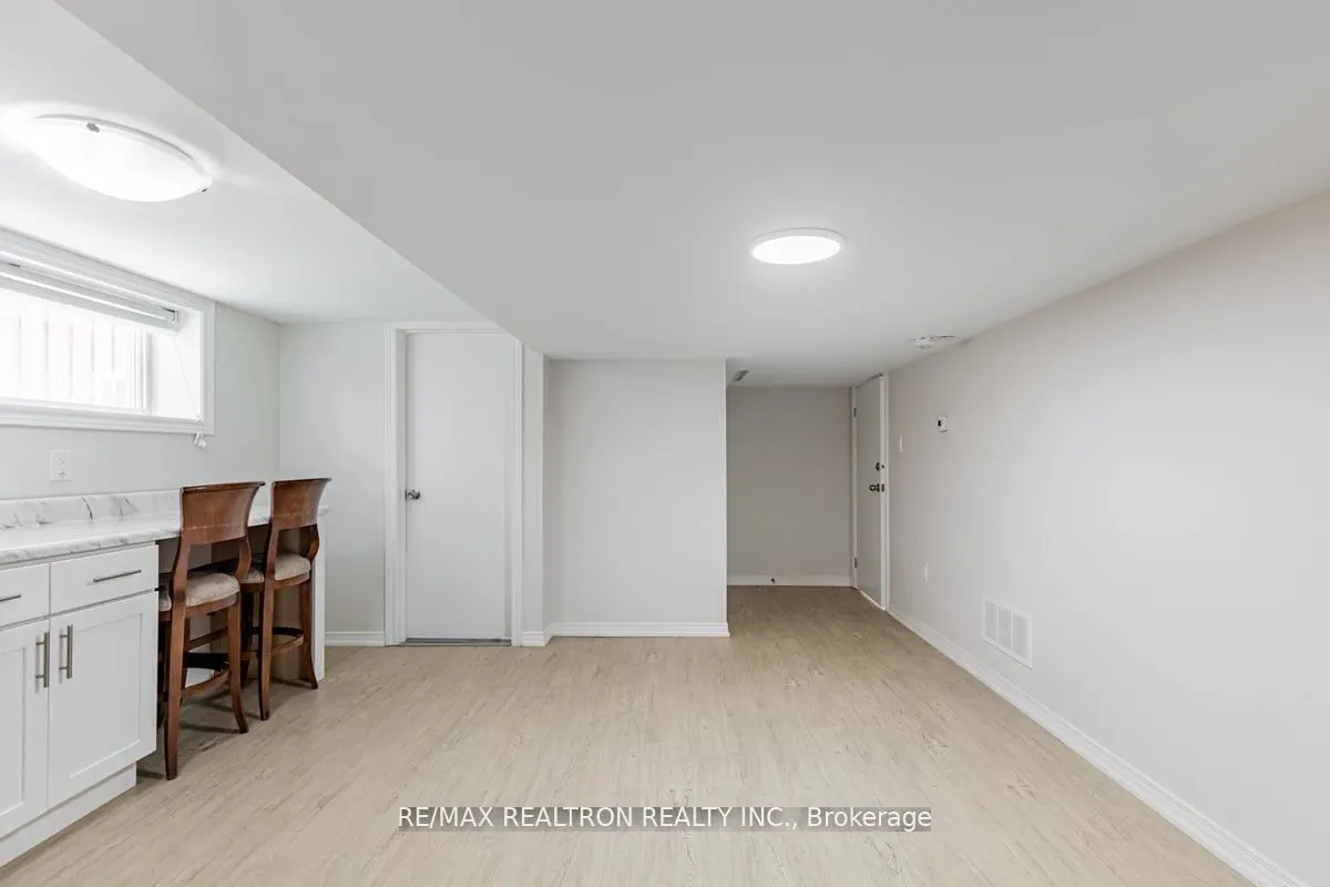 41 Fairholme Avenue, #Bsmt
