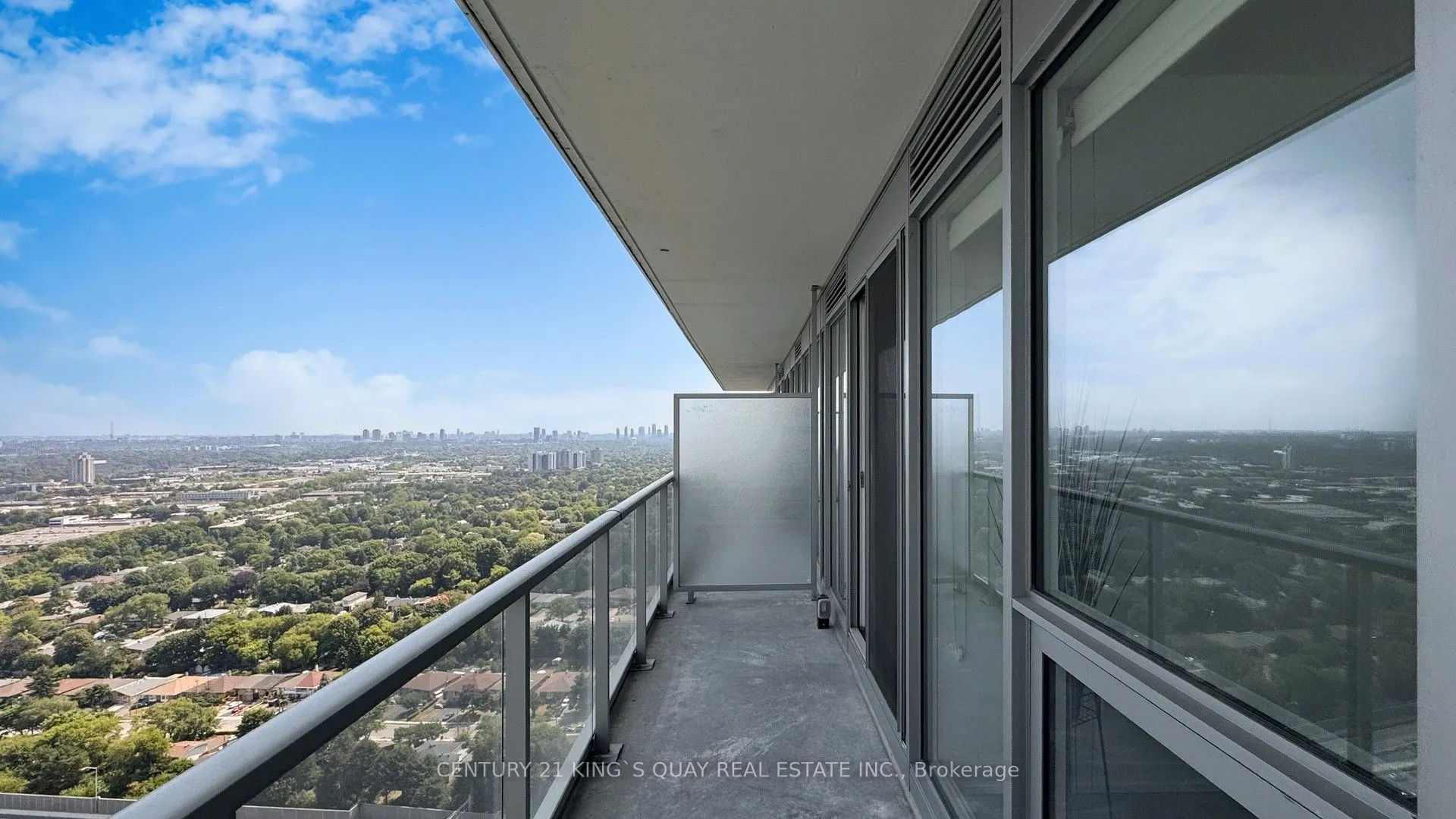 115 Mcmahon Drive, #3808