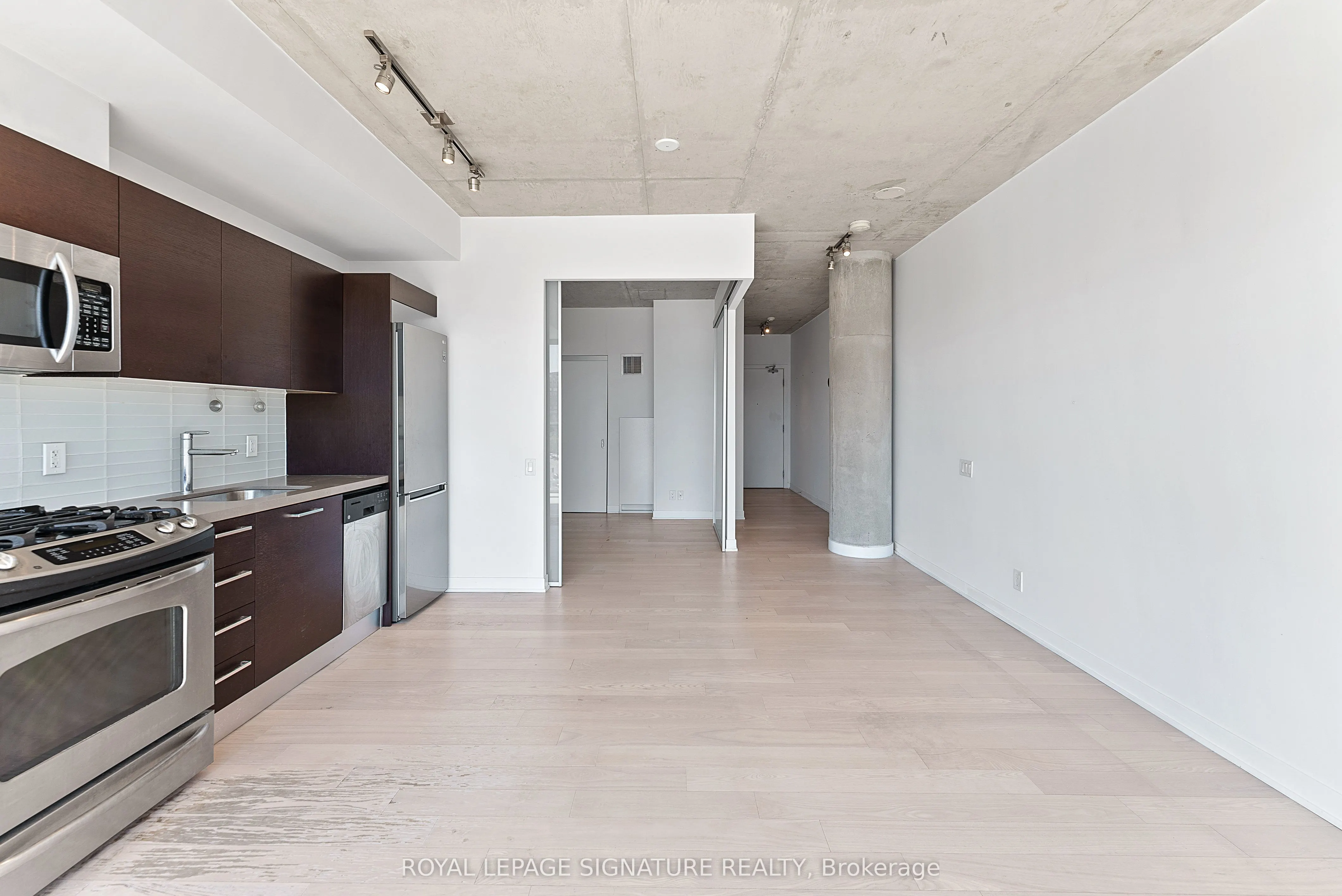 318 King Street E, #608