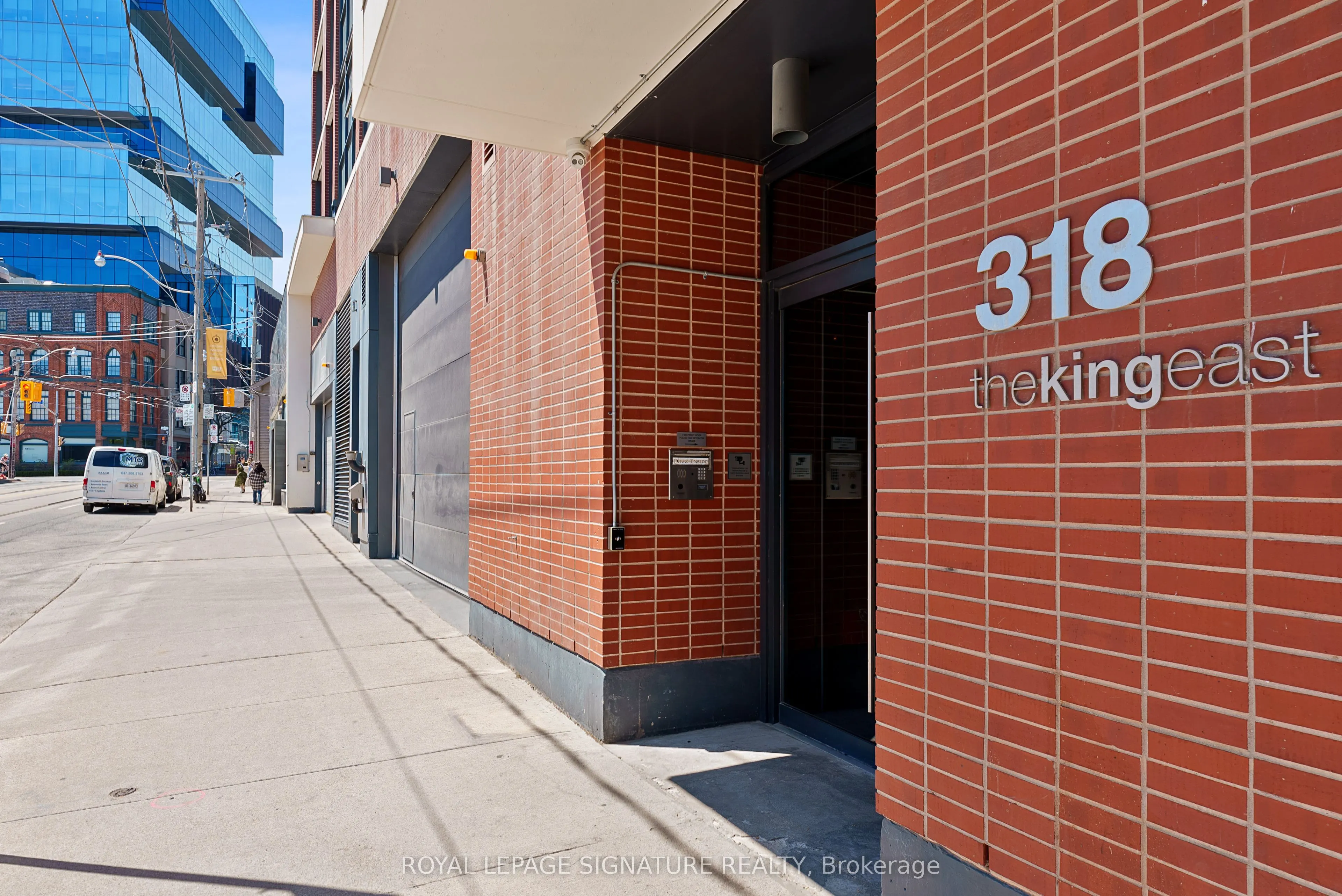 318 King Street E, #608