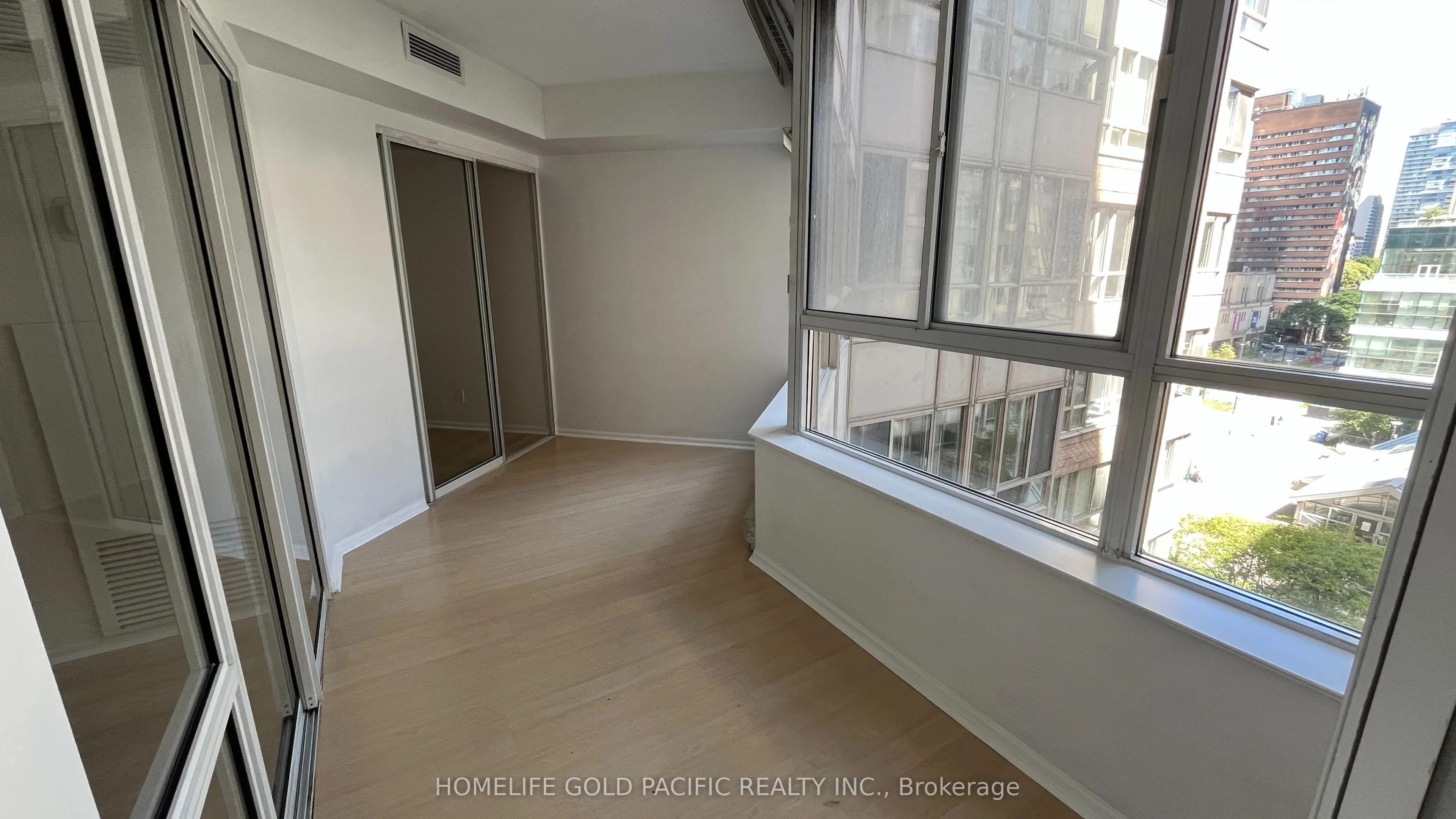 717 Bay Street, #803
