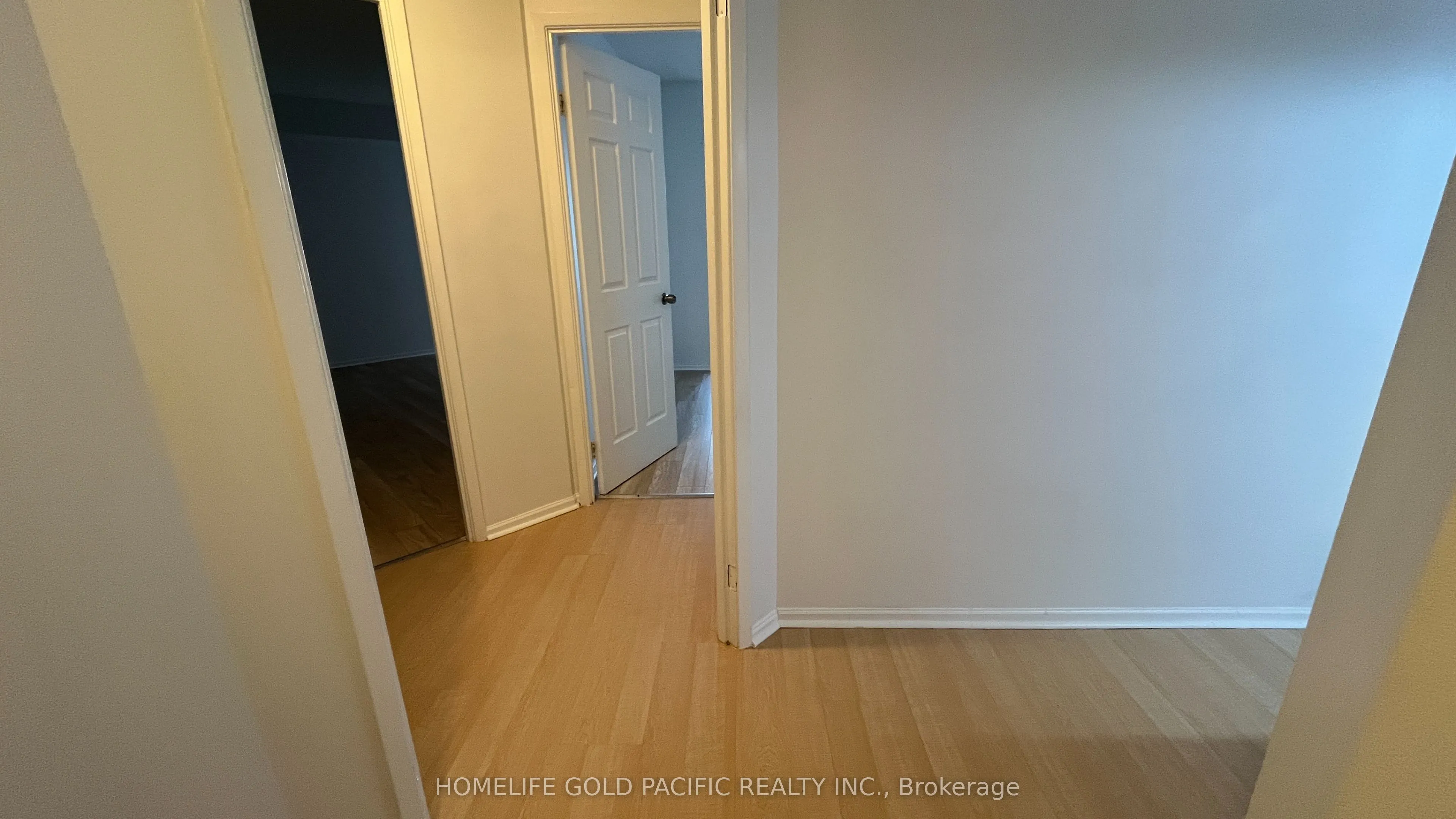 717 Bay Street, #803