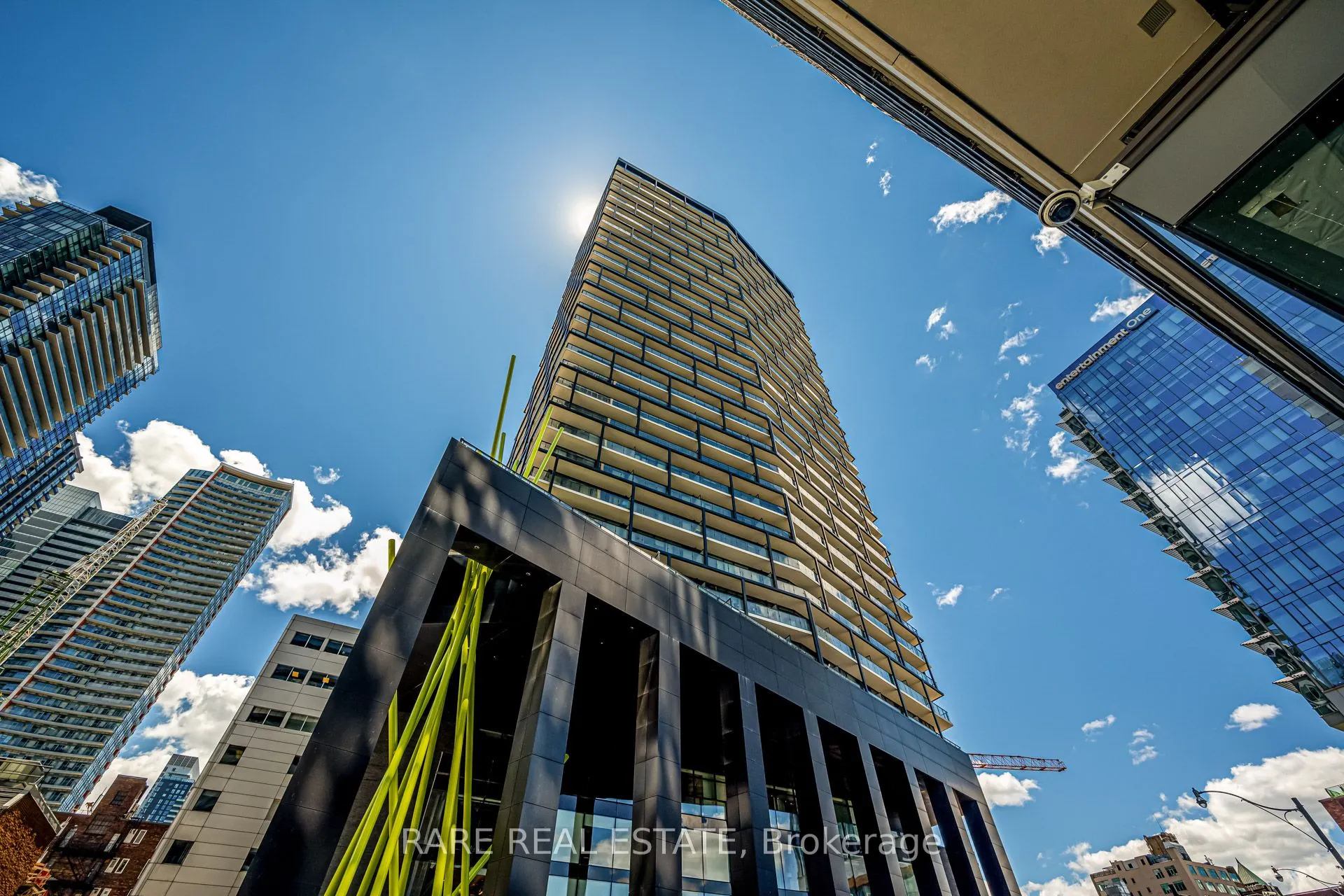 125 Peter Street, #2402