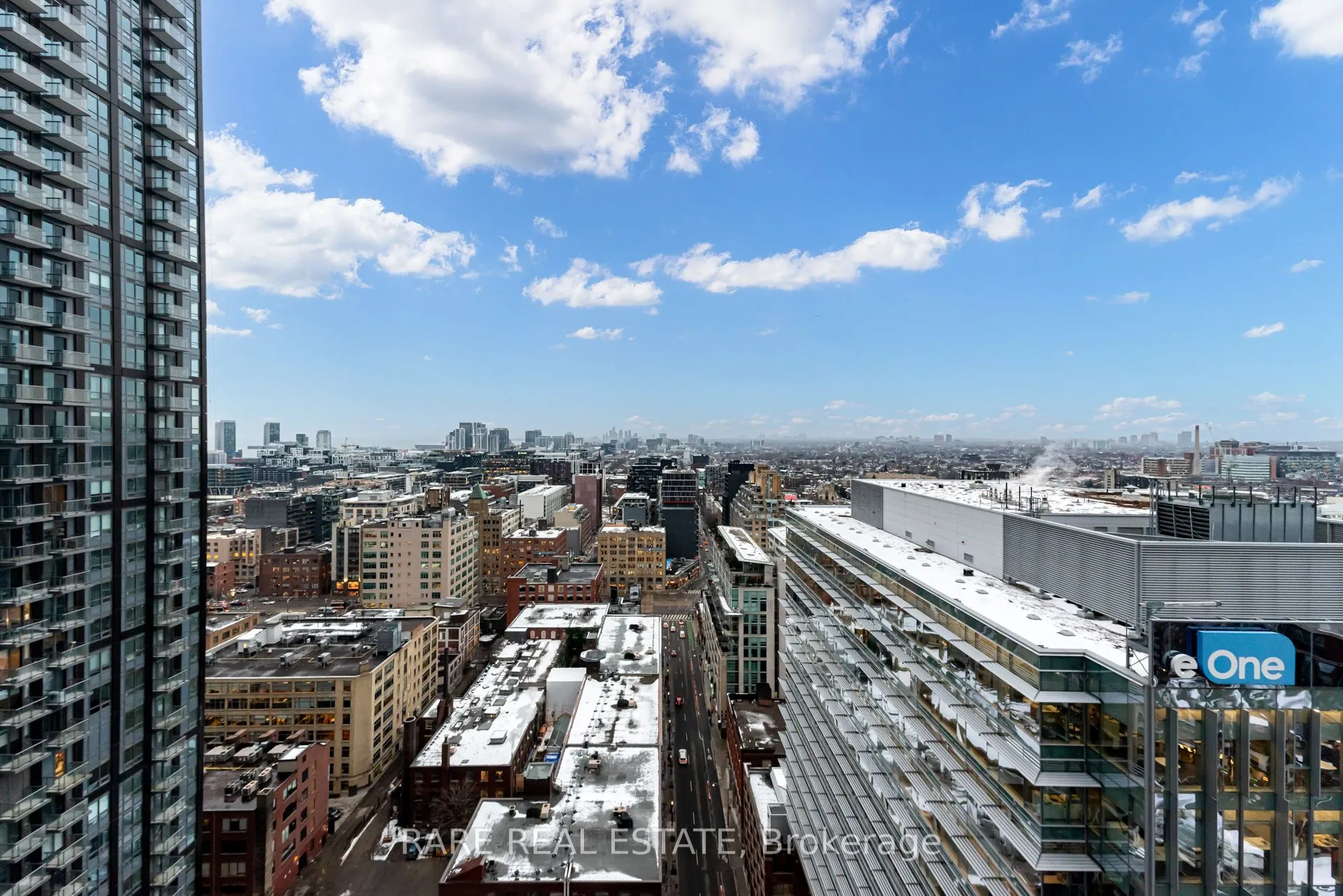 125 Peter Street, #2402