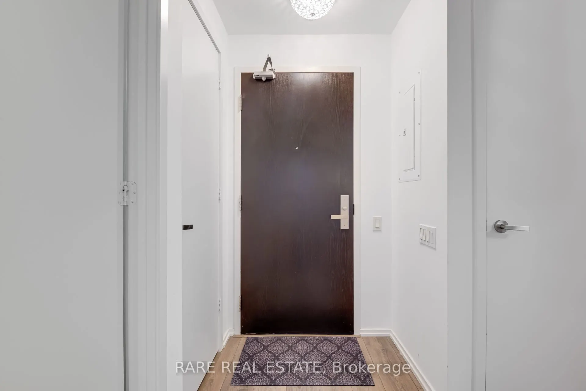 125 Peter Street, #2402