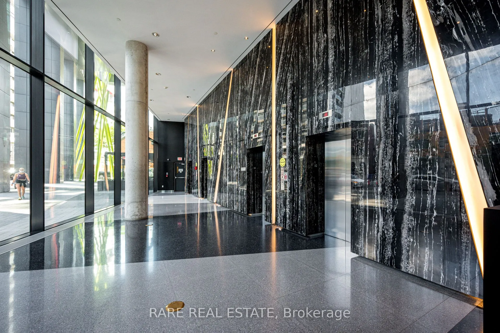 125 Peter Street, #2402