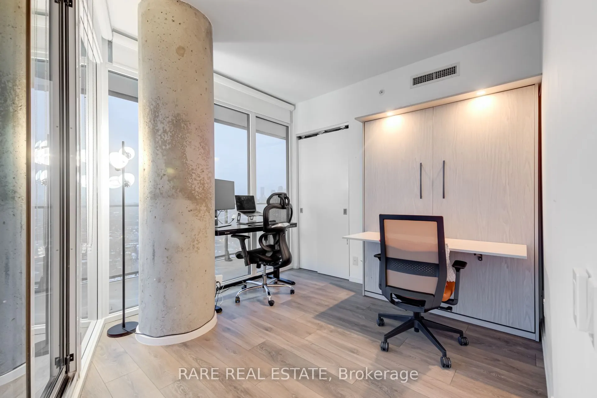 125 Peter Street, #2402