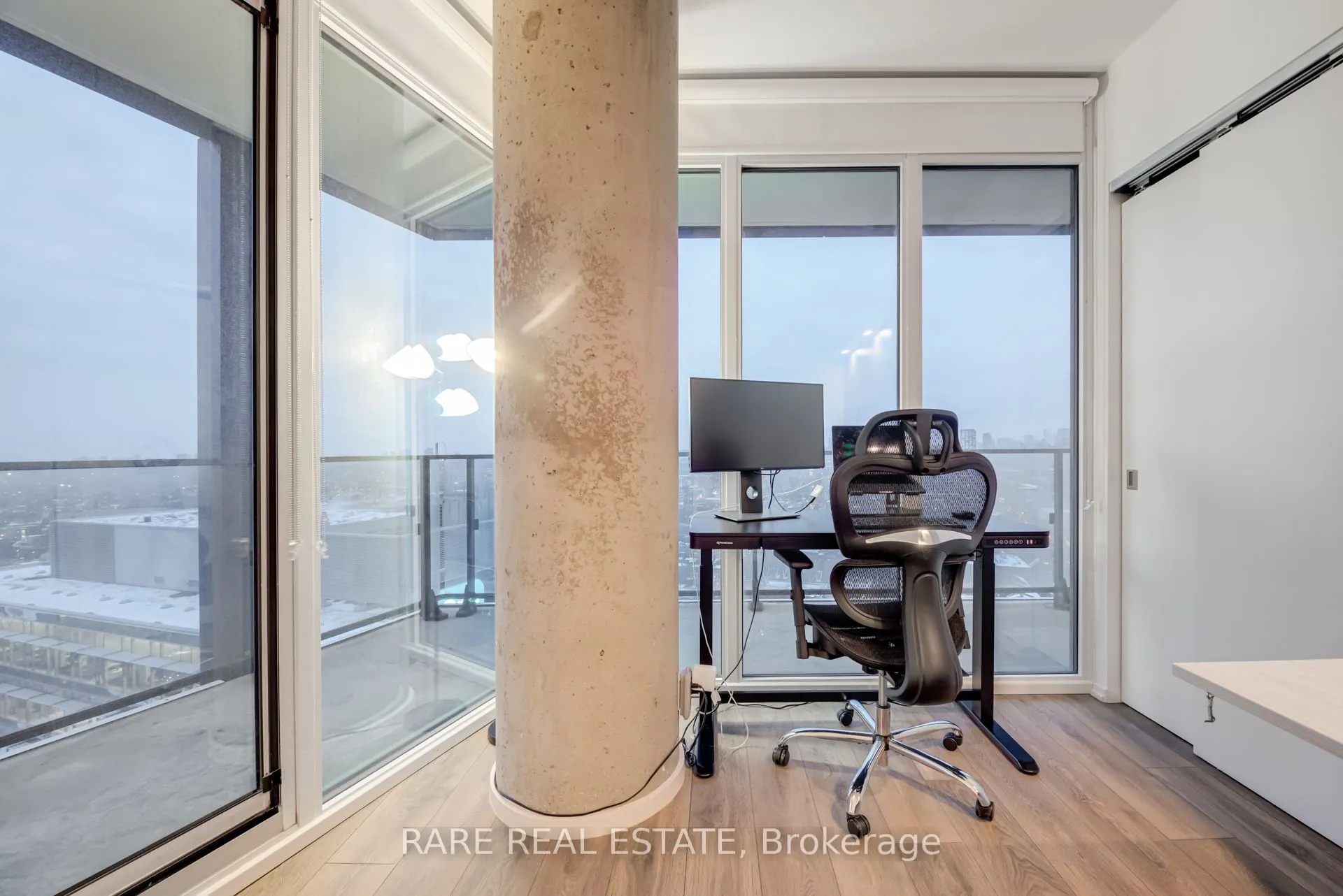 125 Peter Street, #2402