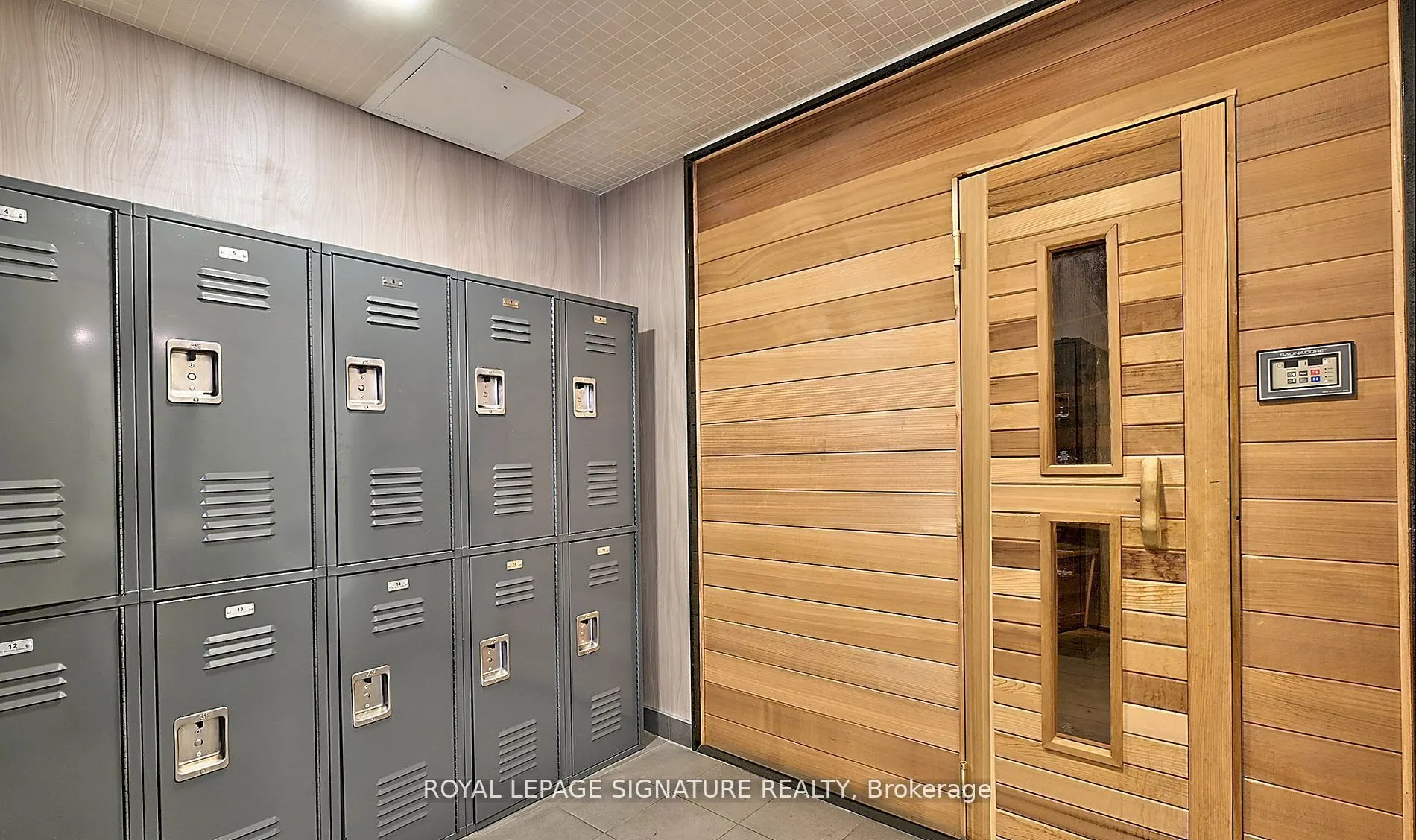 20 Bruyeres Mews, #212