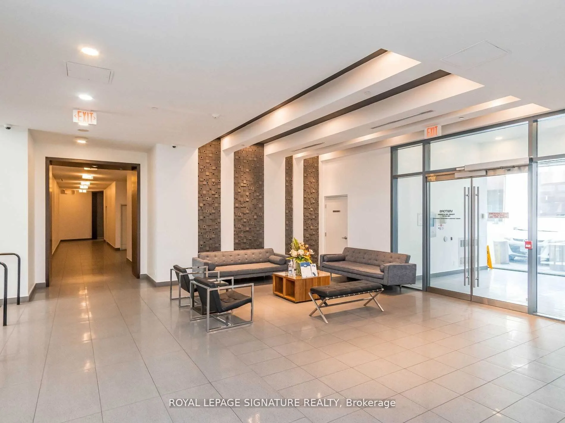 20 Bruyeres Mews, #212