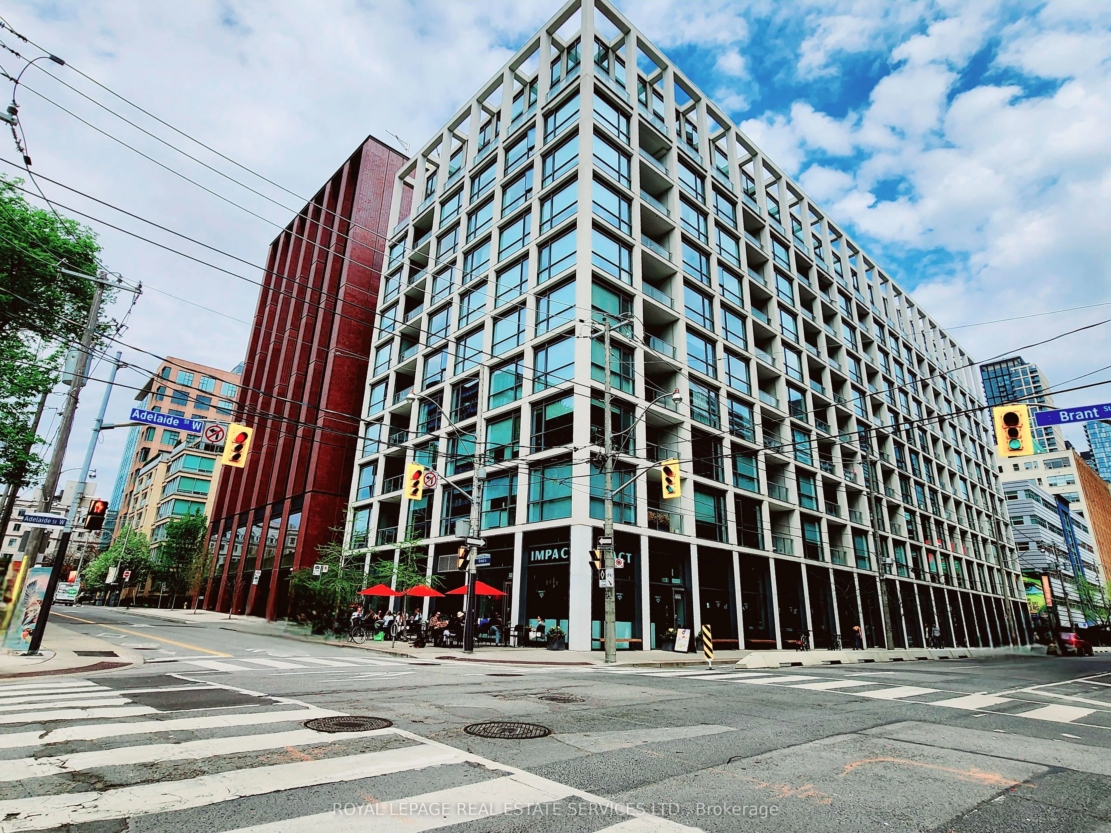 39 Brant Street, #714