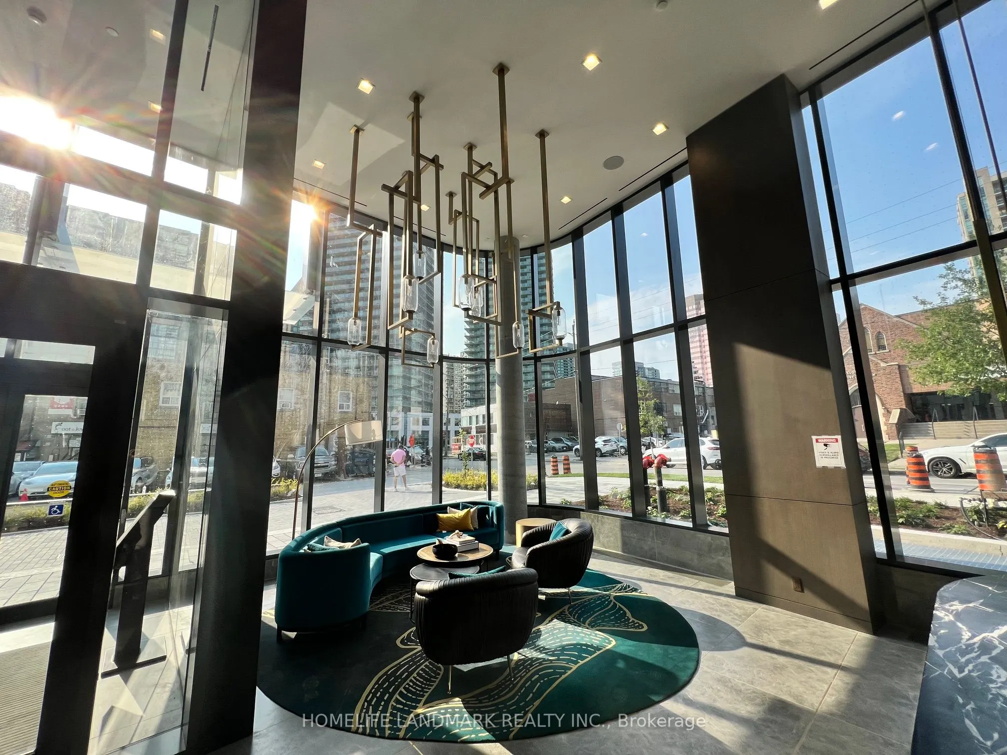 15 Holmes Avenue, #1512