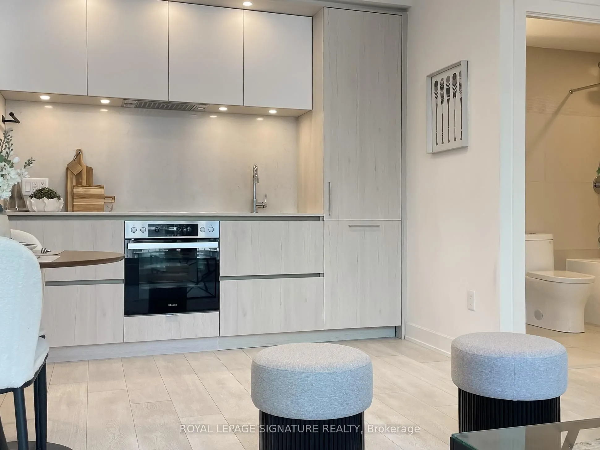35 Mercer Street, #2713