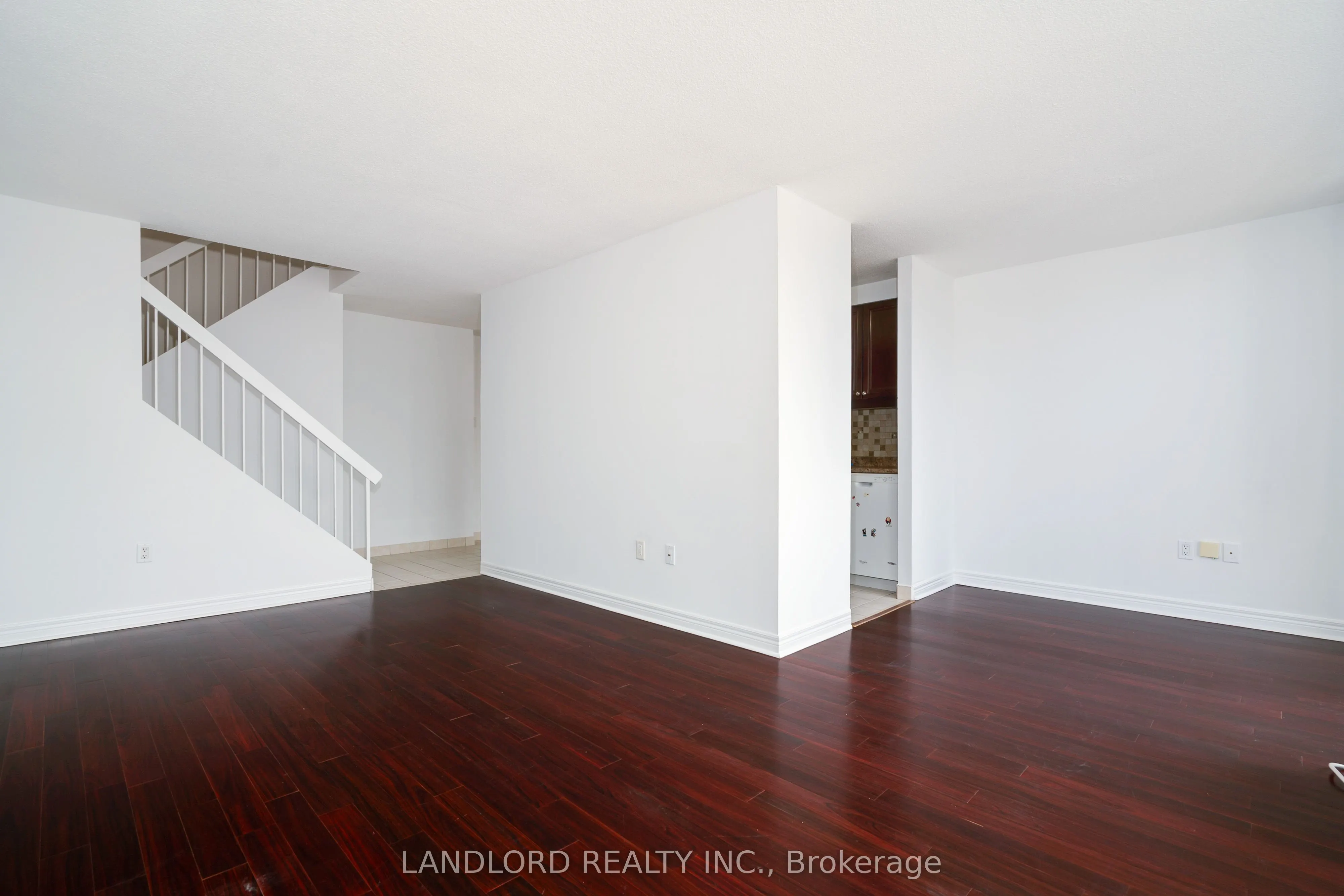86 Gerrard Street E, #14E