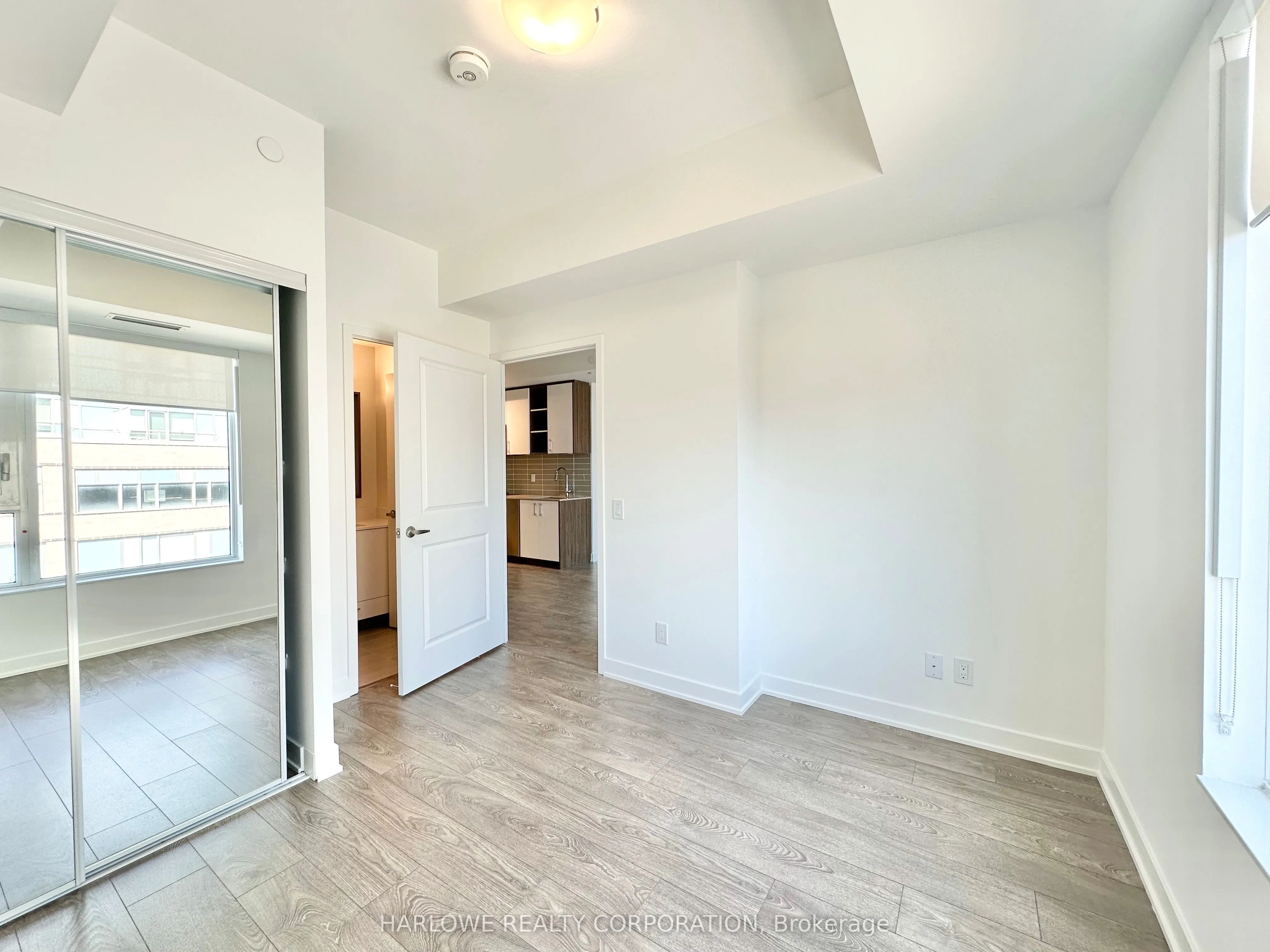 543 Richmond Street W, #608