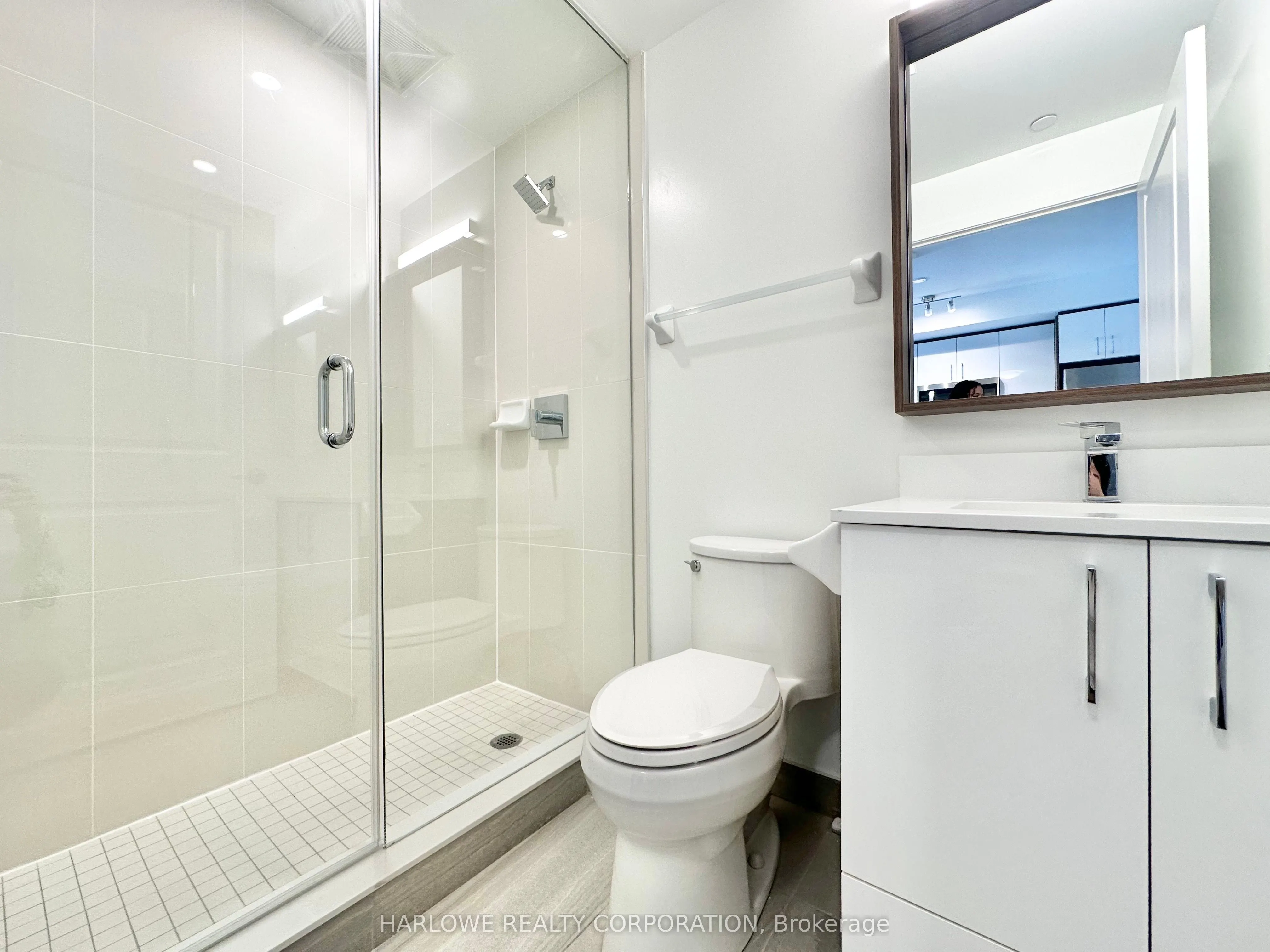 543 Richmond Street W, #608