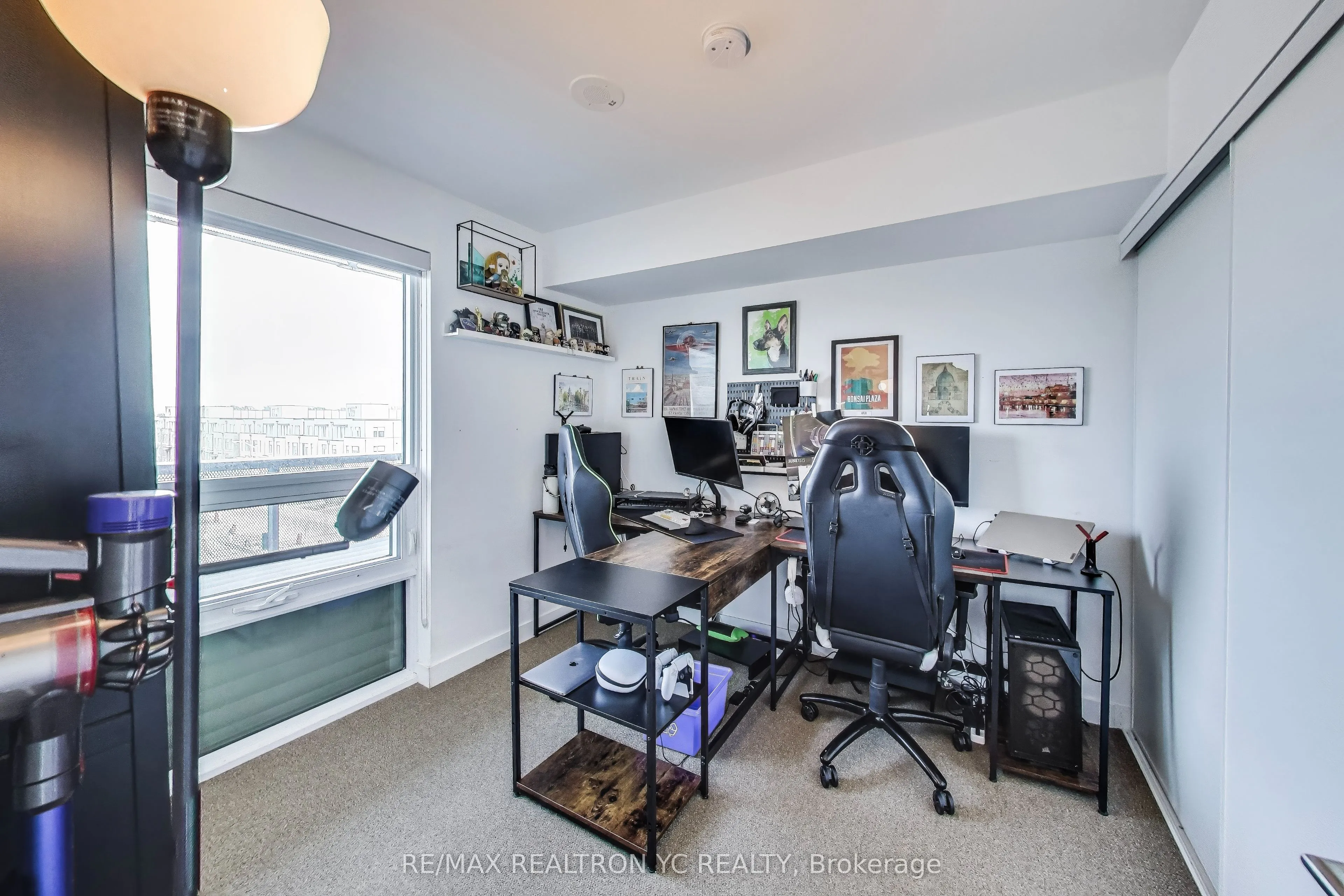 120 Varna Drive, #520