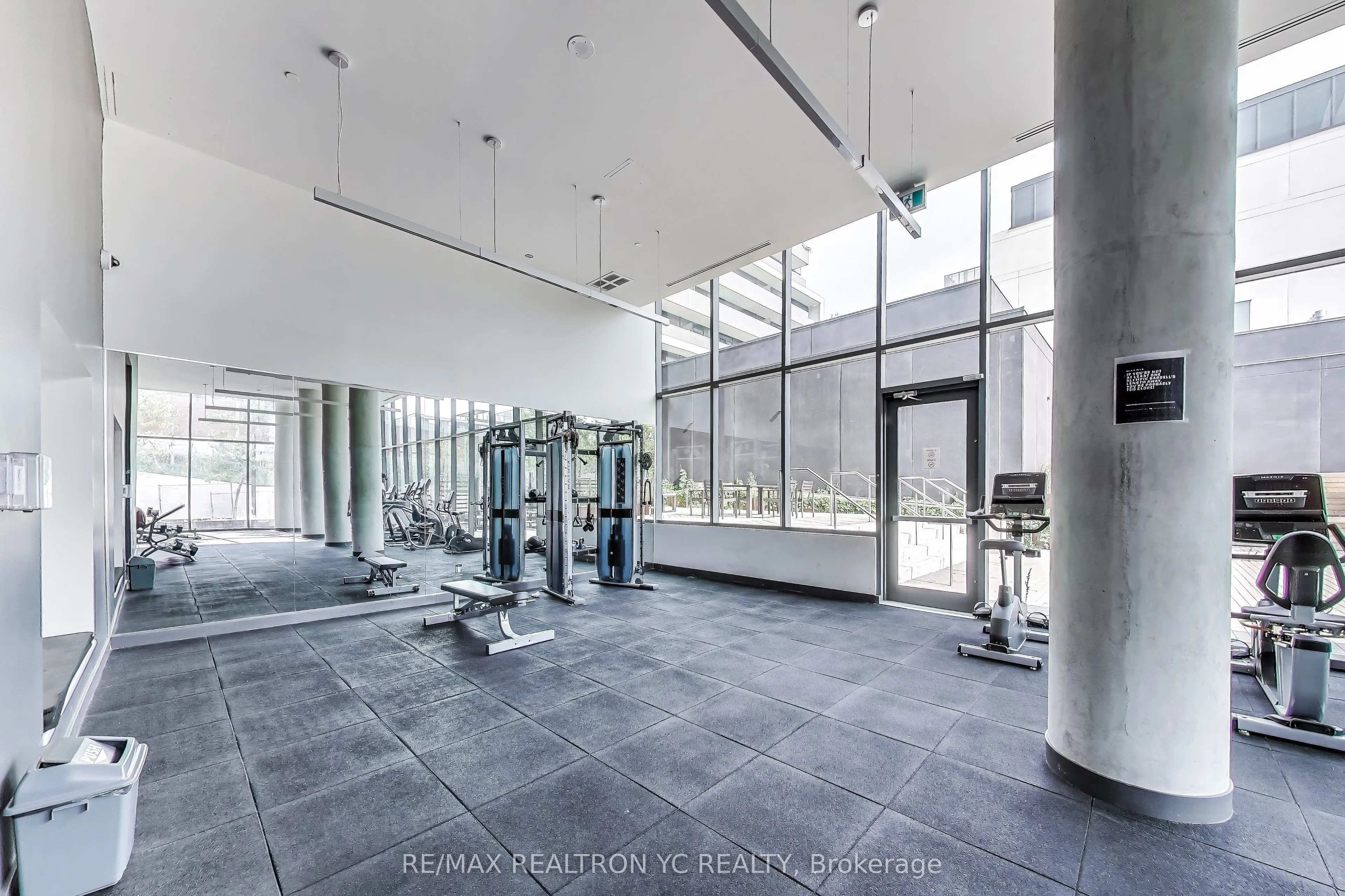 120 Varna Drive, #520