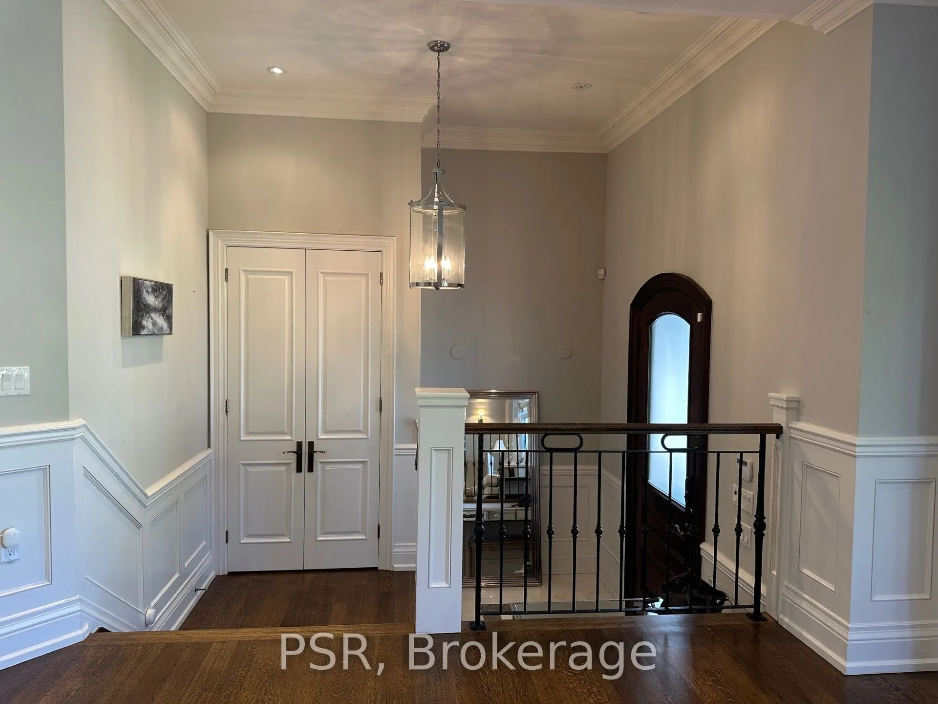 633 St Germain Avenue