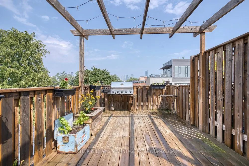 394 Euclid Avenue, #201