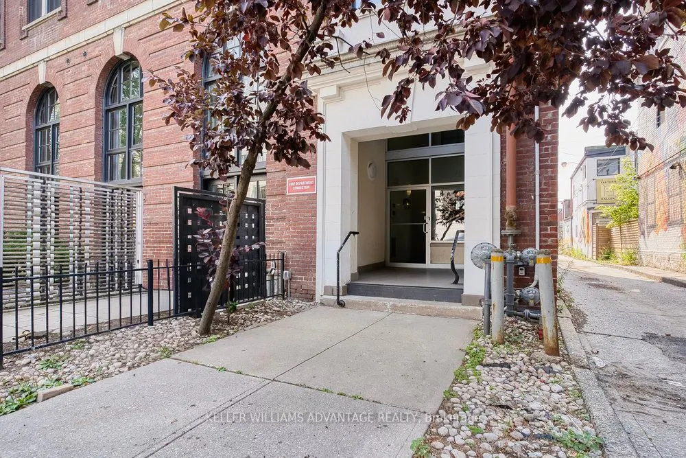 394 Euclid Avenue, #201