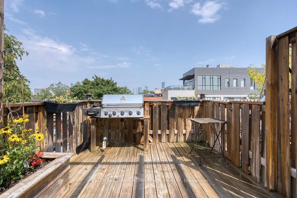 394 Euclid Avenue, #201