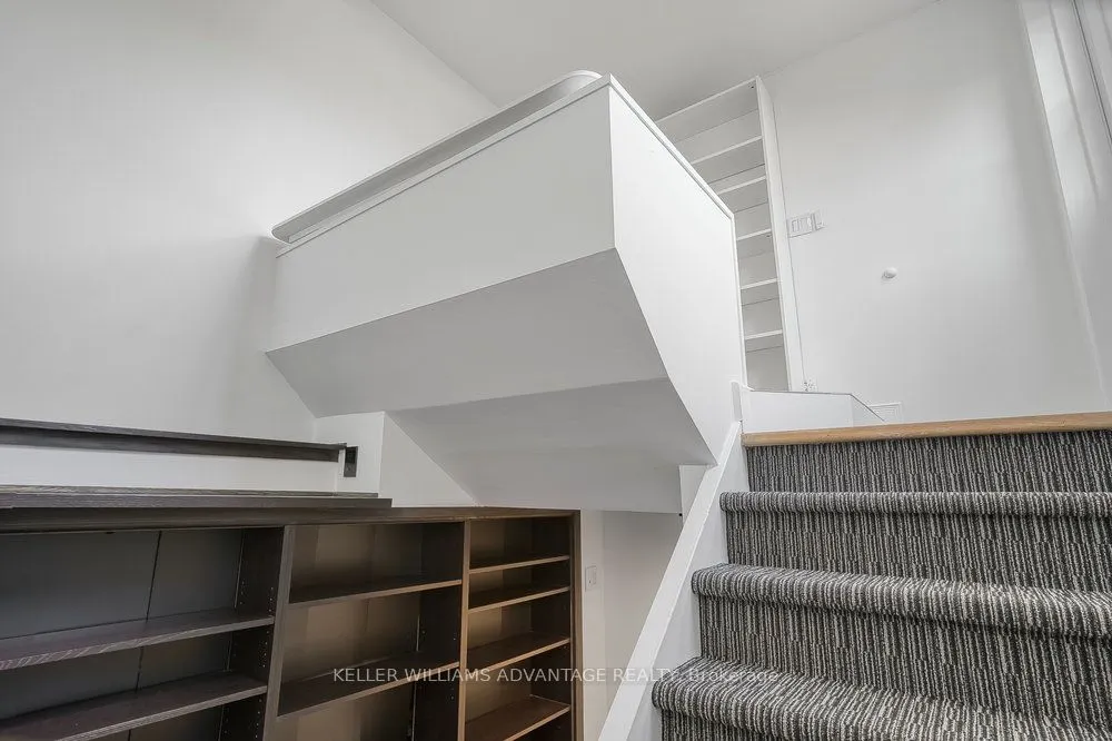 394 Euclid Avenue, #201