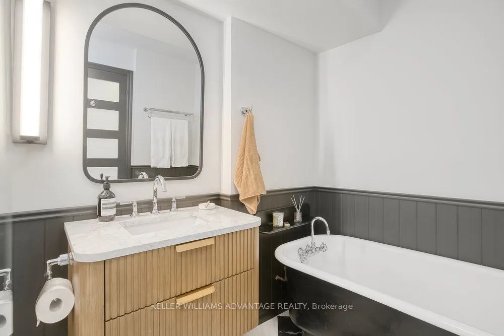 394 Euclid Avenue, #201
