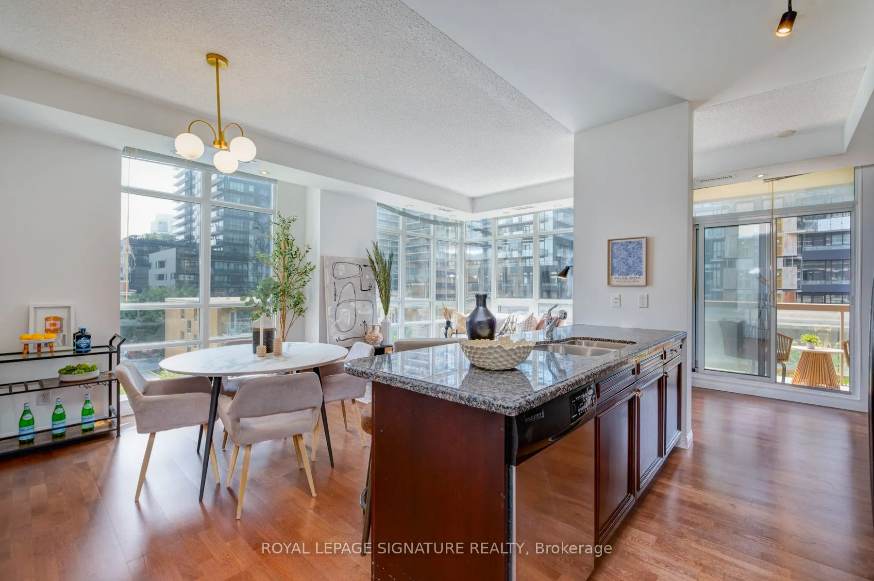 900 Mount Pleasant Road, #502