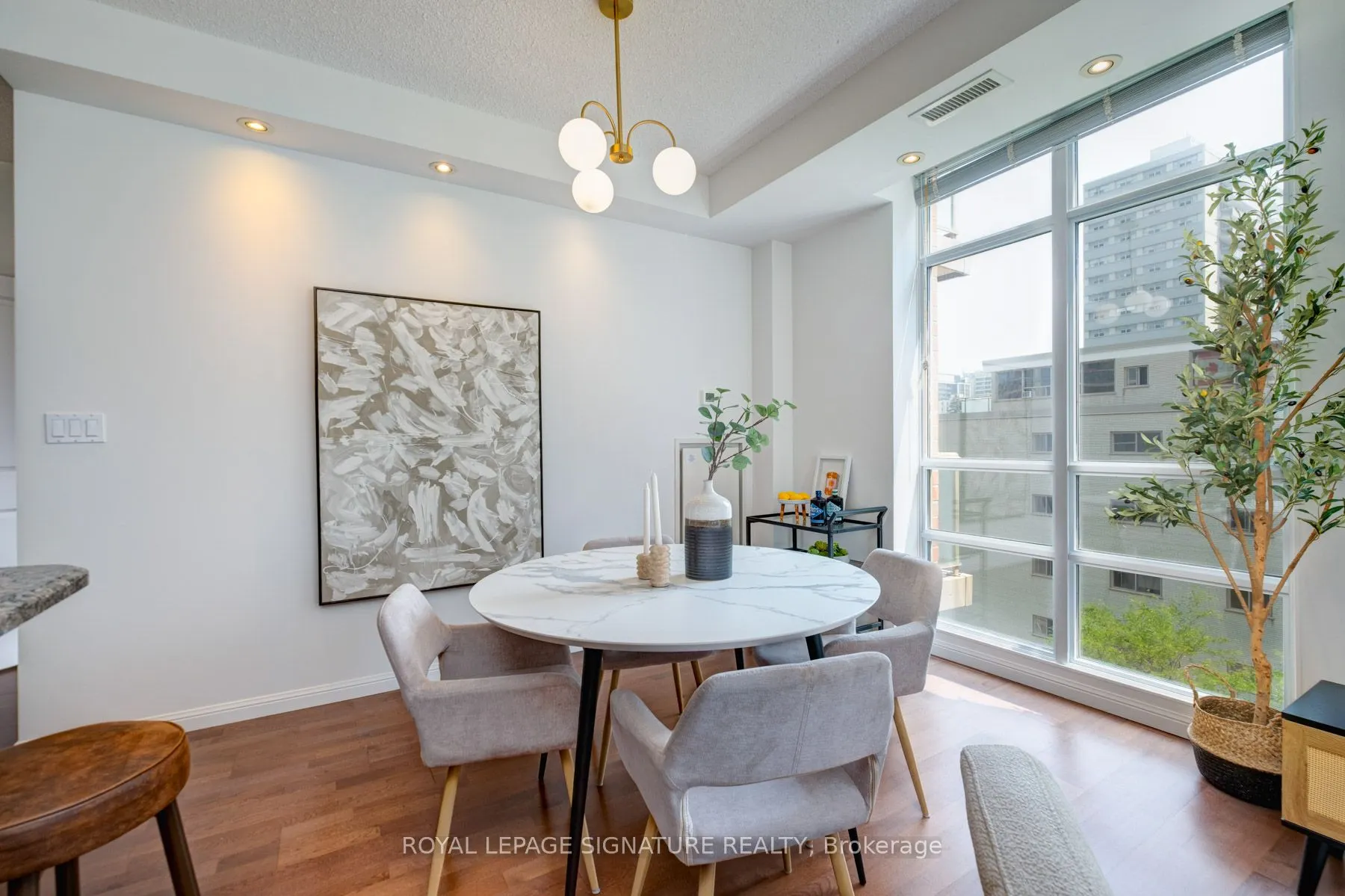 900 Mount Pleasant Road, #502