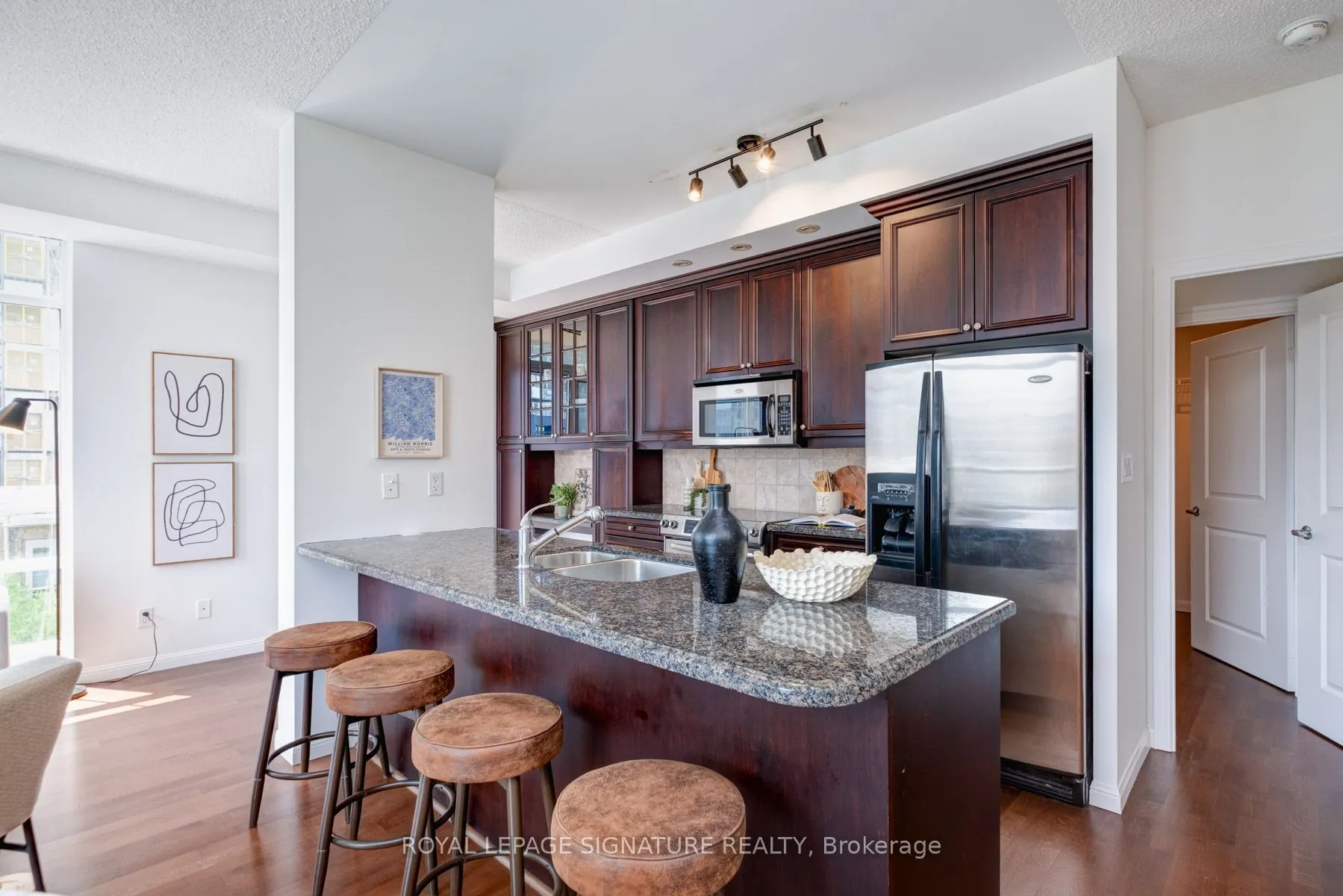 900 Mount Pleasant Road, #502