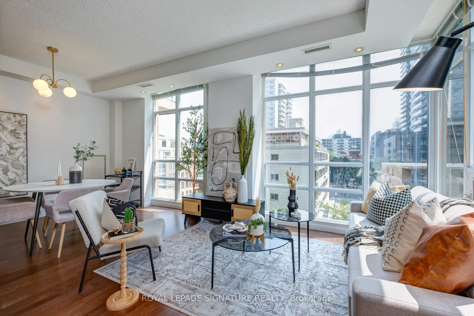 900 Mount Pleasant Road, #502