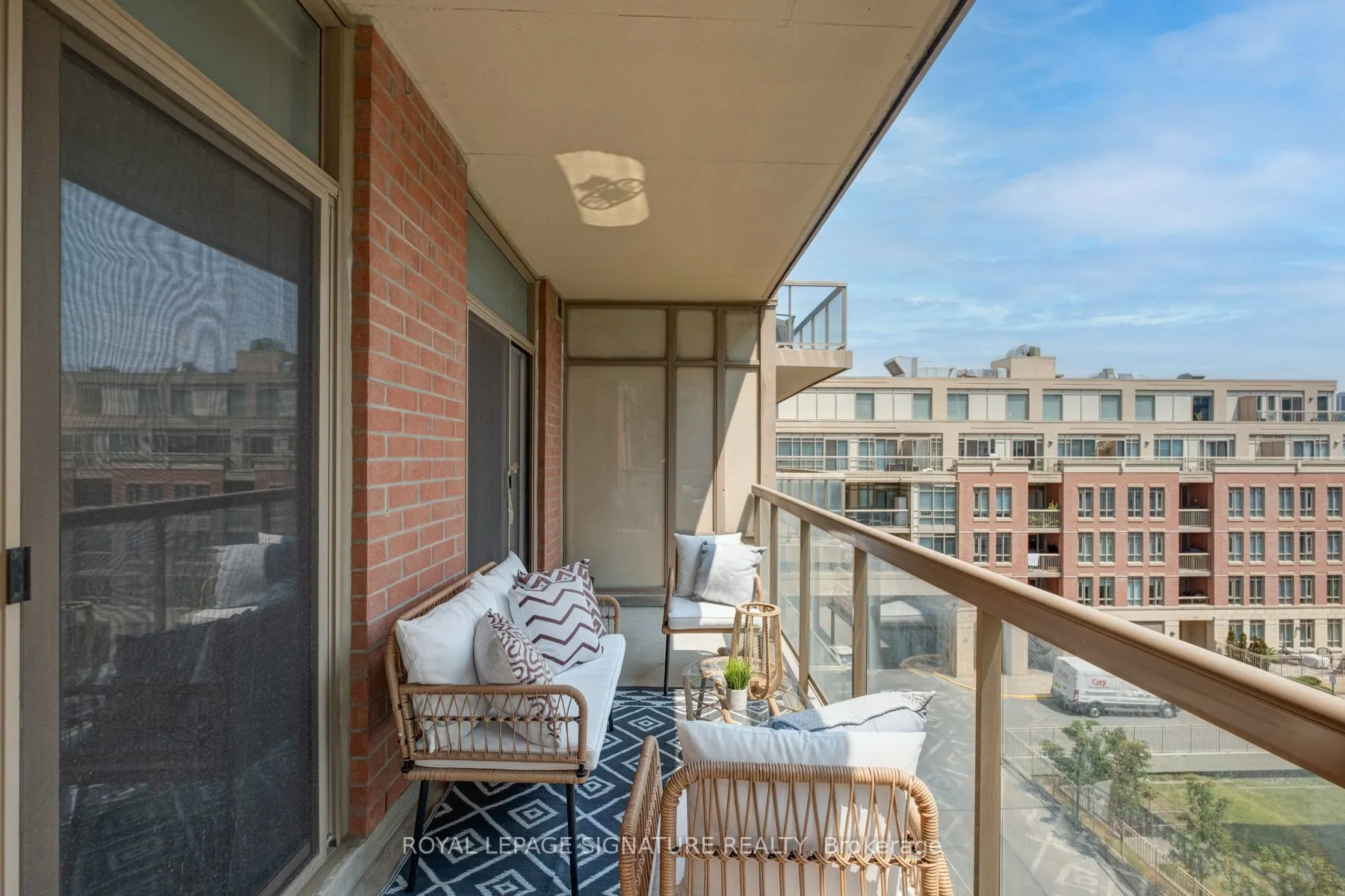 900 Mount Pleasant Road, #502