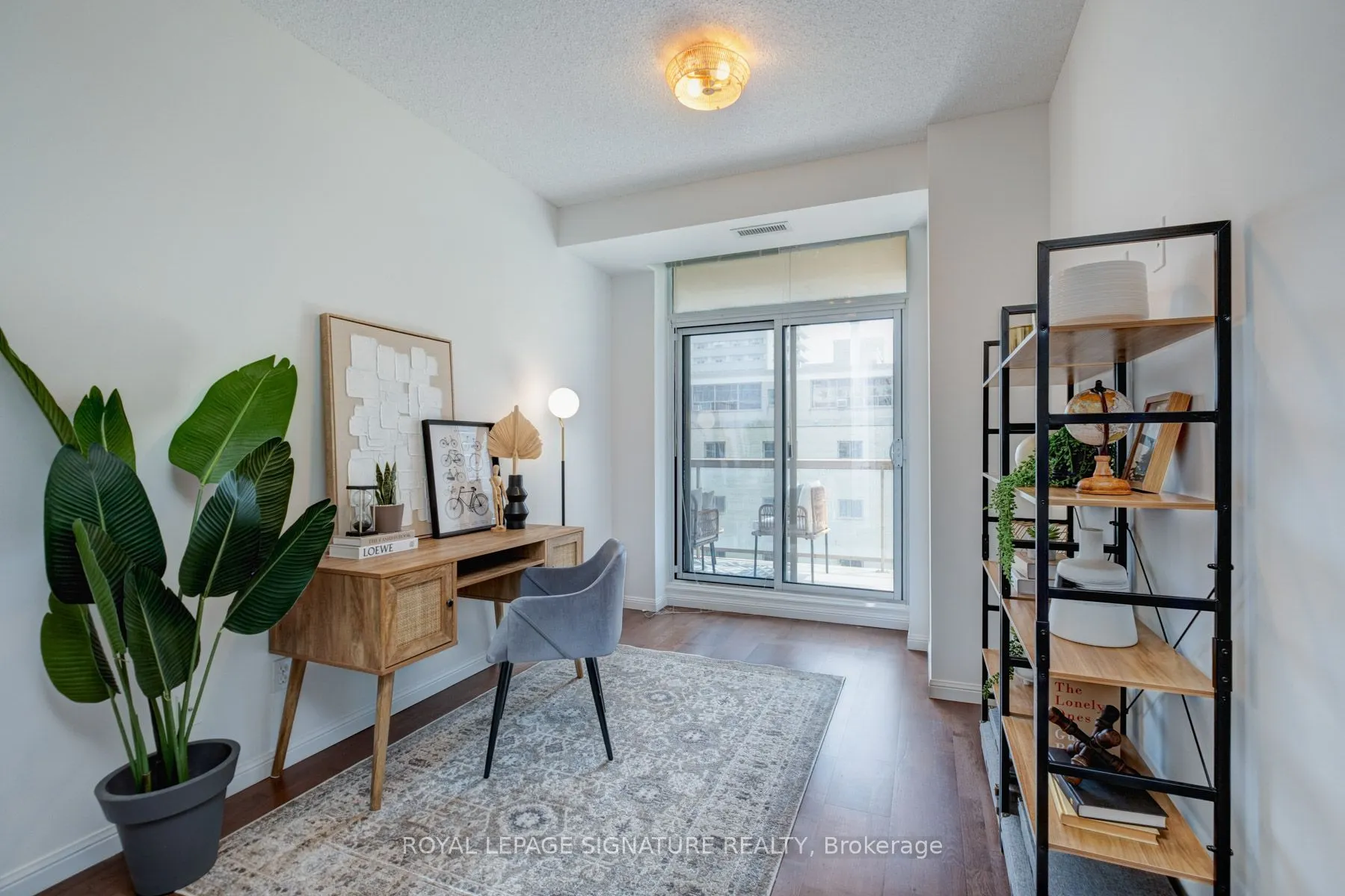 900 Mount Pleasant Road, #502