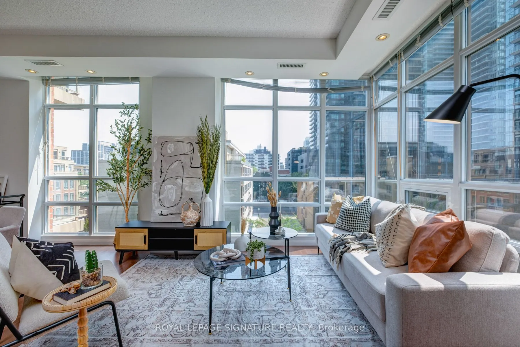 900 Mount Pleasant Road, #502