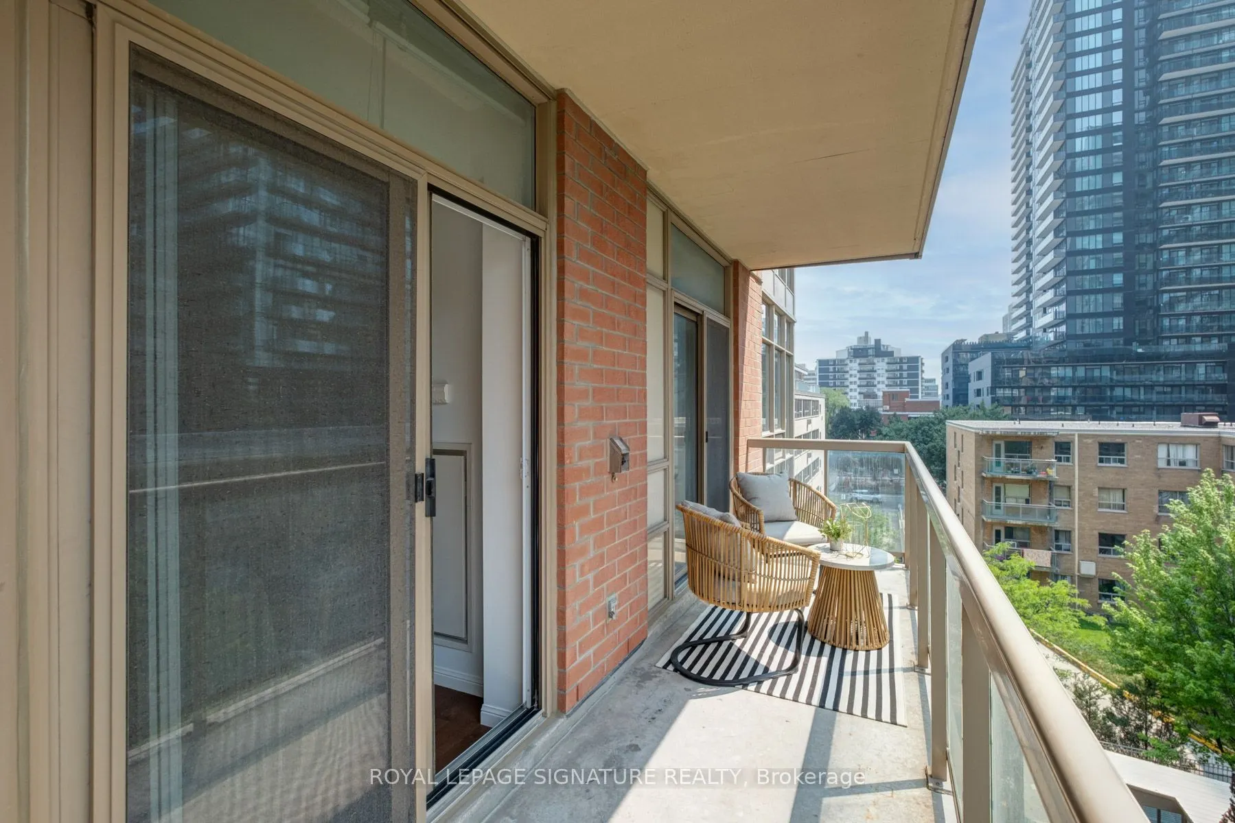900 Mount Pleasant Road, #502