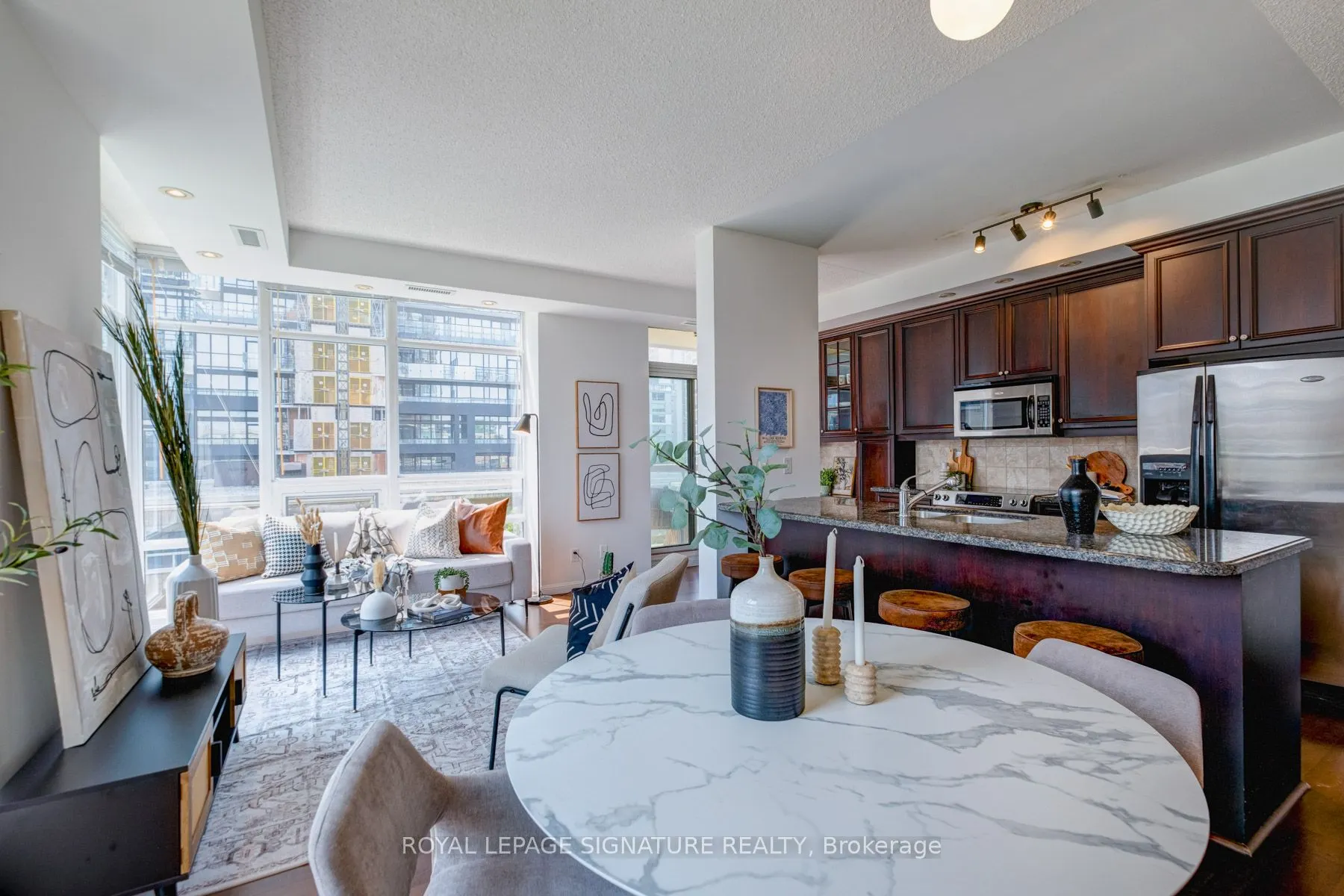 900 Mount Pleasant Road, #502