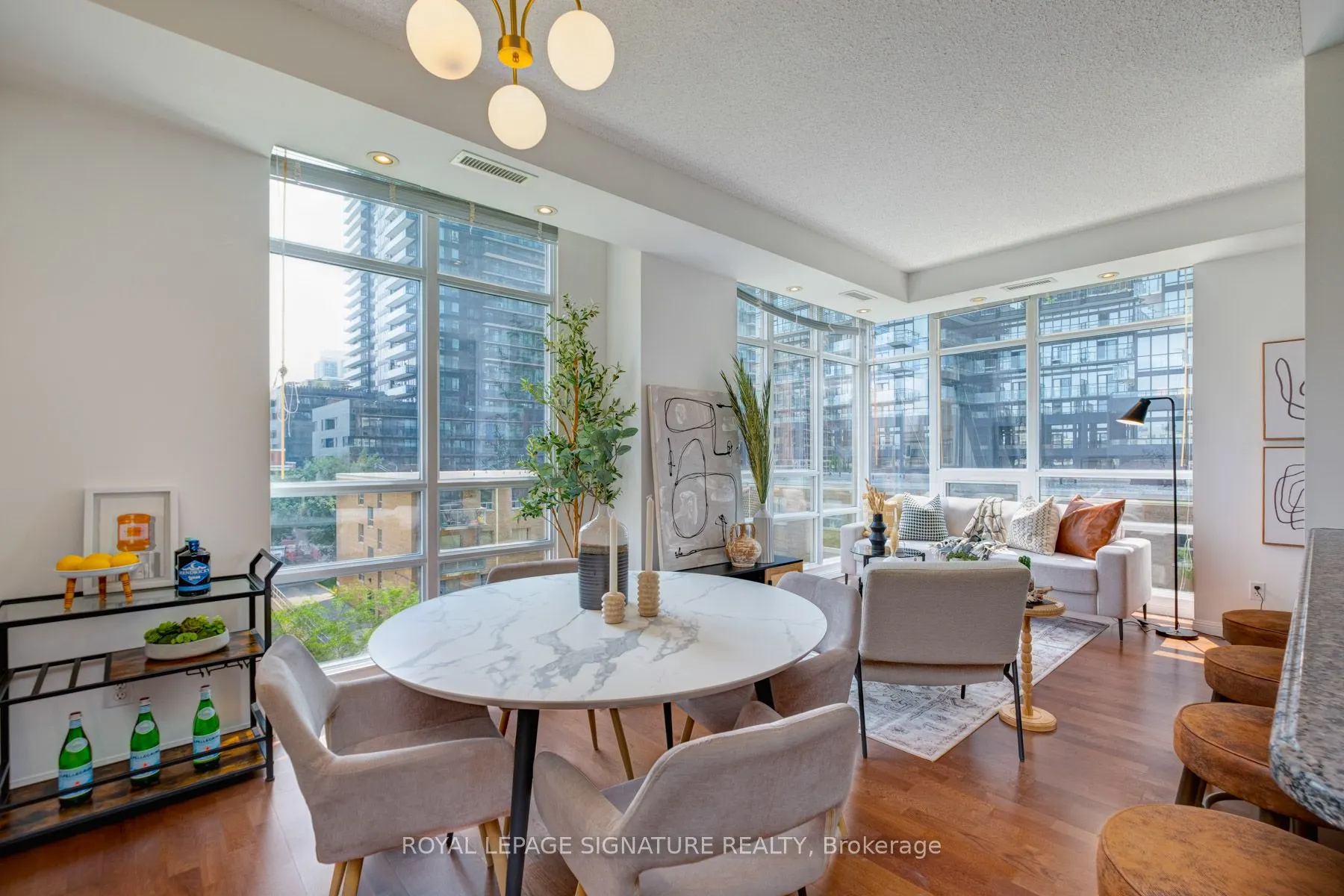 900 Mount Pleasant Road, #502