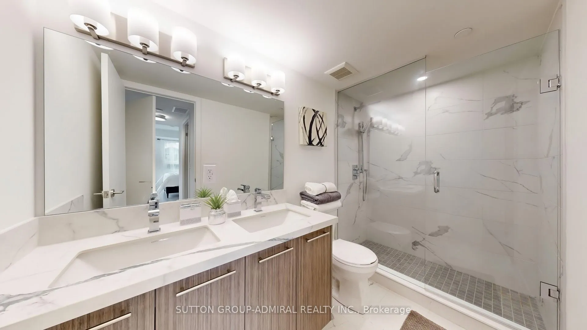 851 Sheppard Avenue W, #TH20